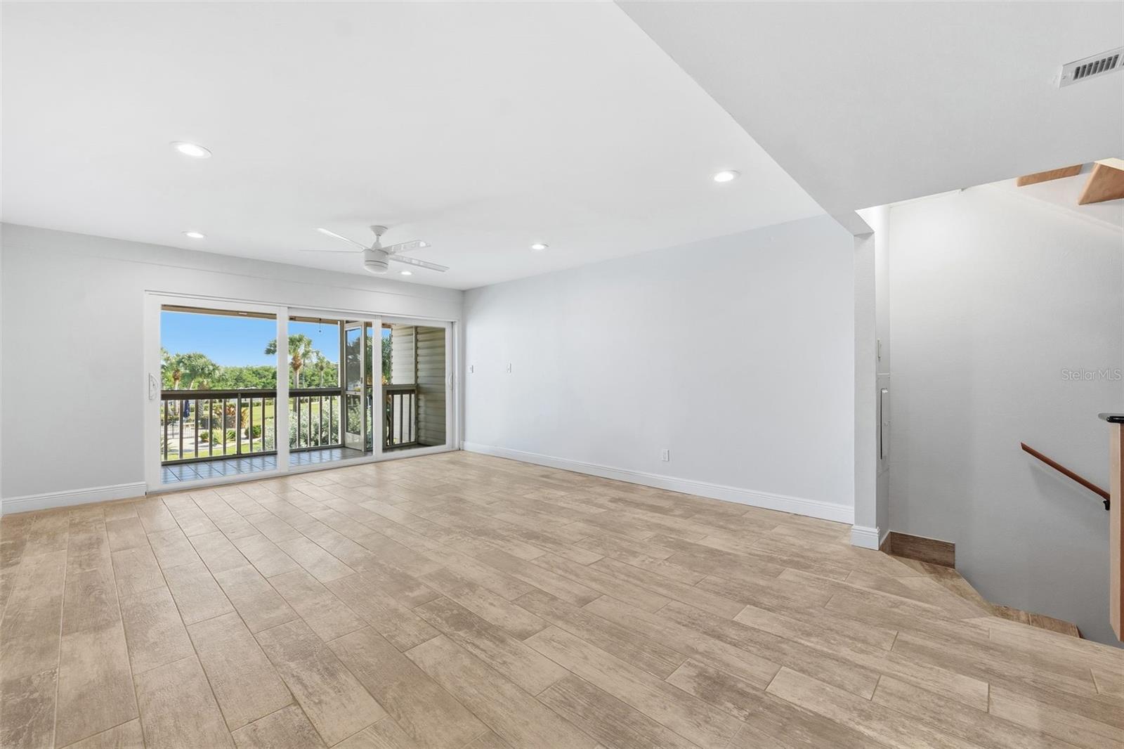 1355 PINELLAS BAYWAY S #16