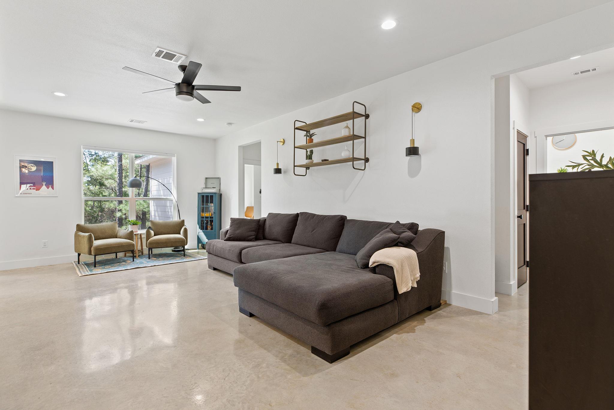111 E Kamoi CT