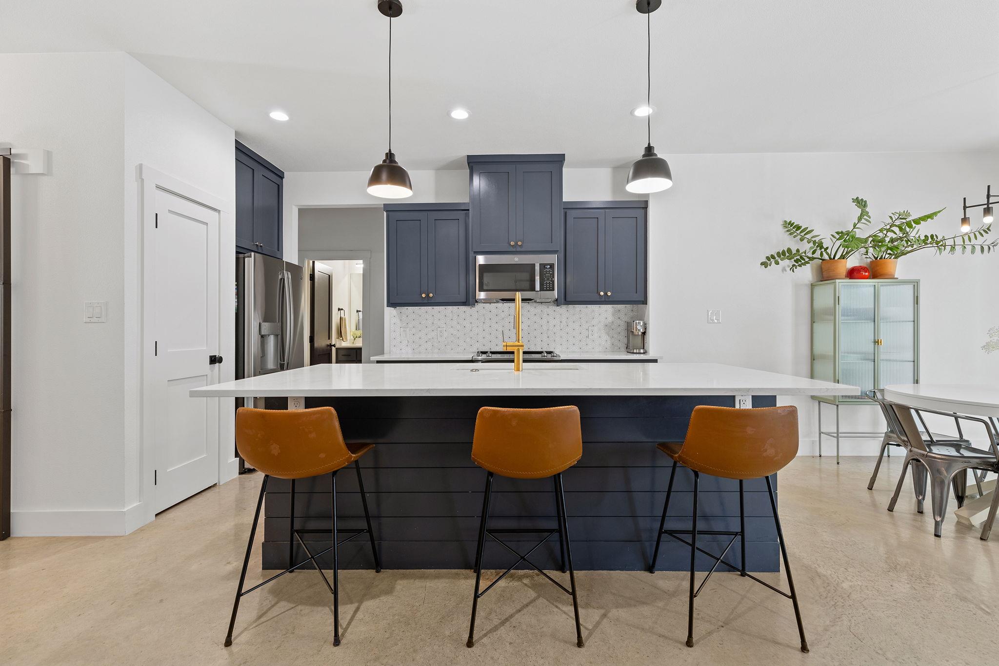 111 E Kamoi CT