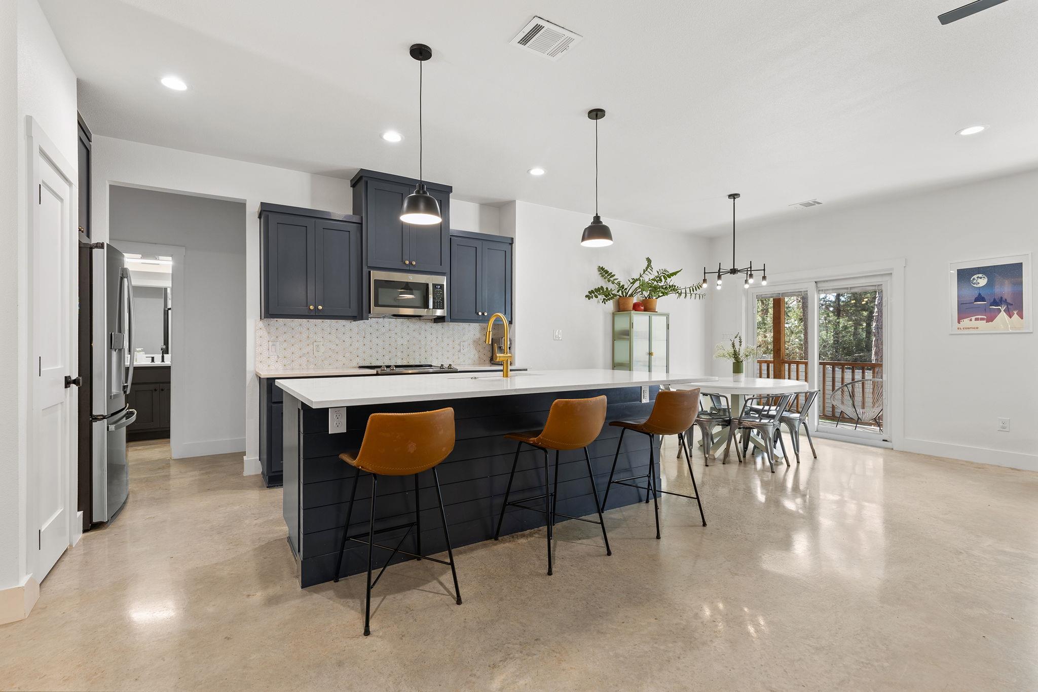 111 E Kamoi CT