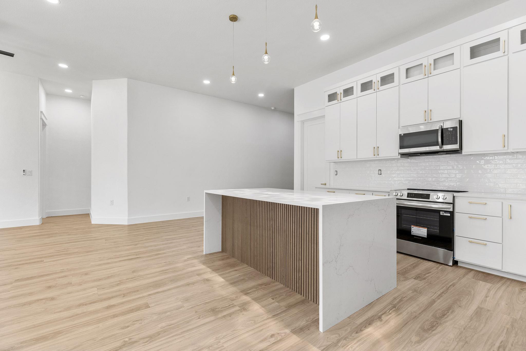 147 Kamakoa LN