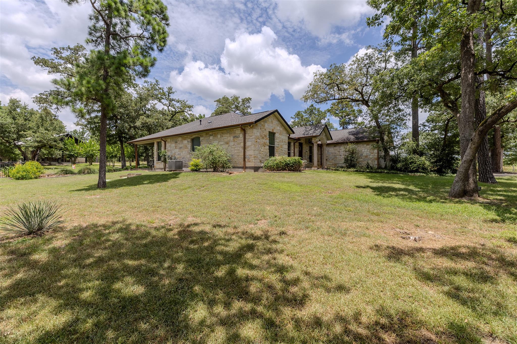 176 Cassel WAY