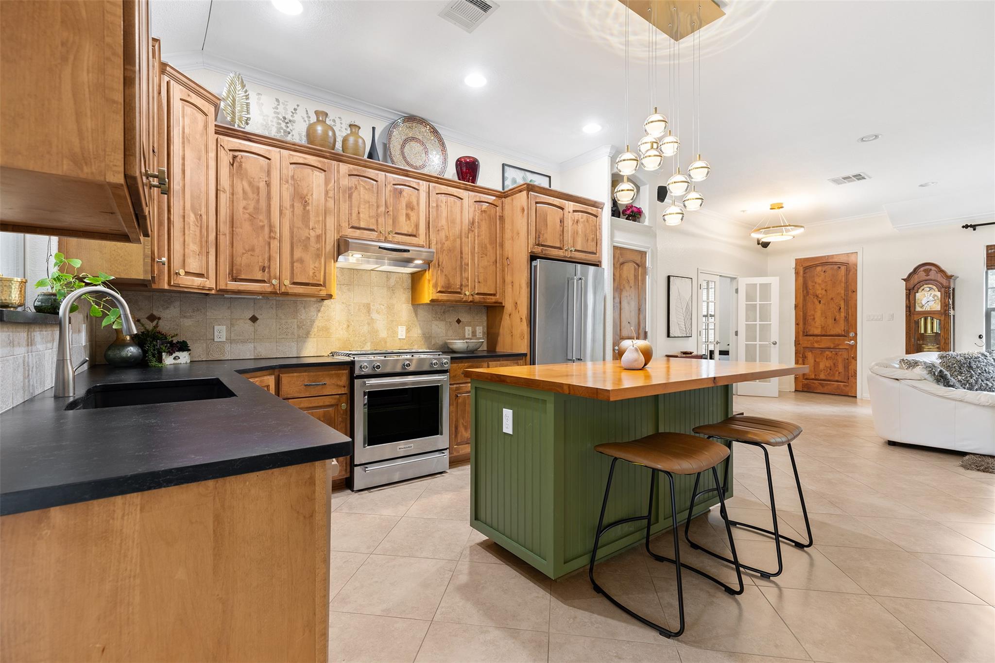 176 Cassel WAY