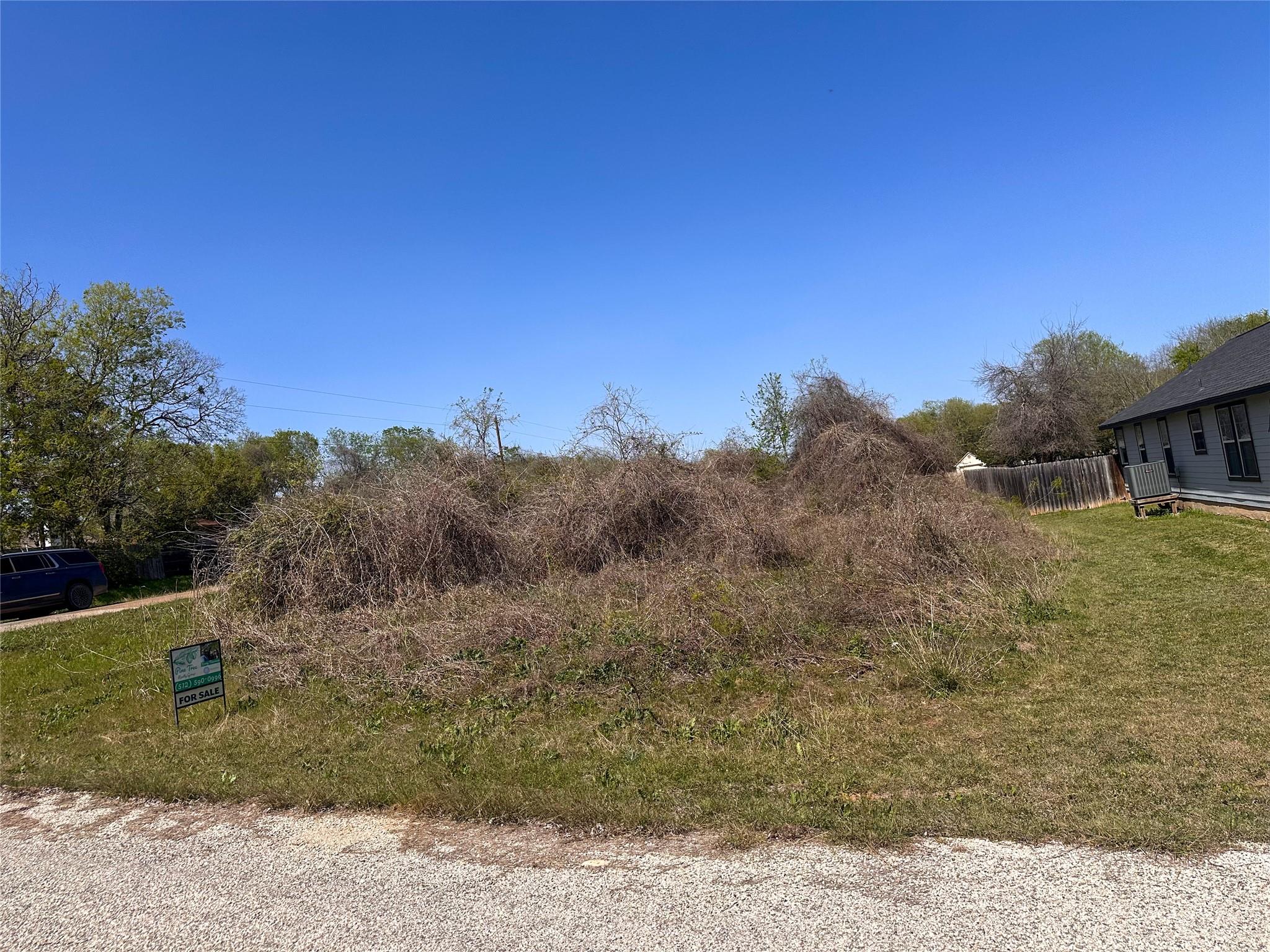 100 Paia LN