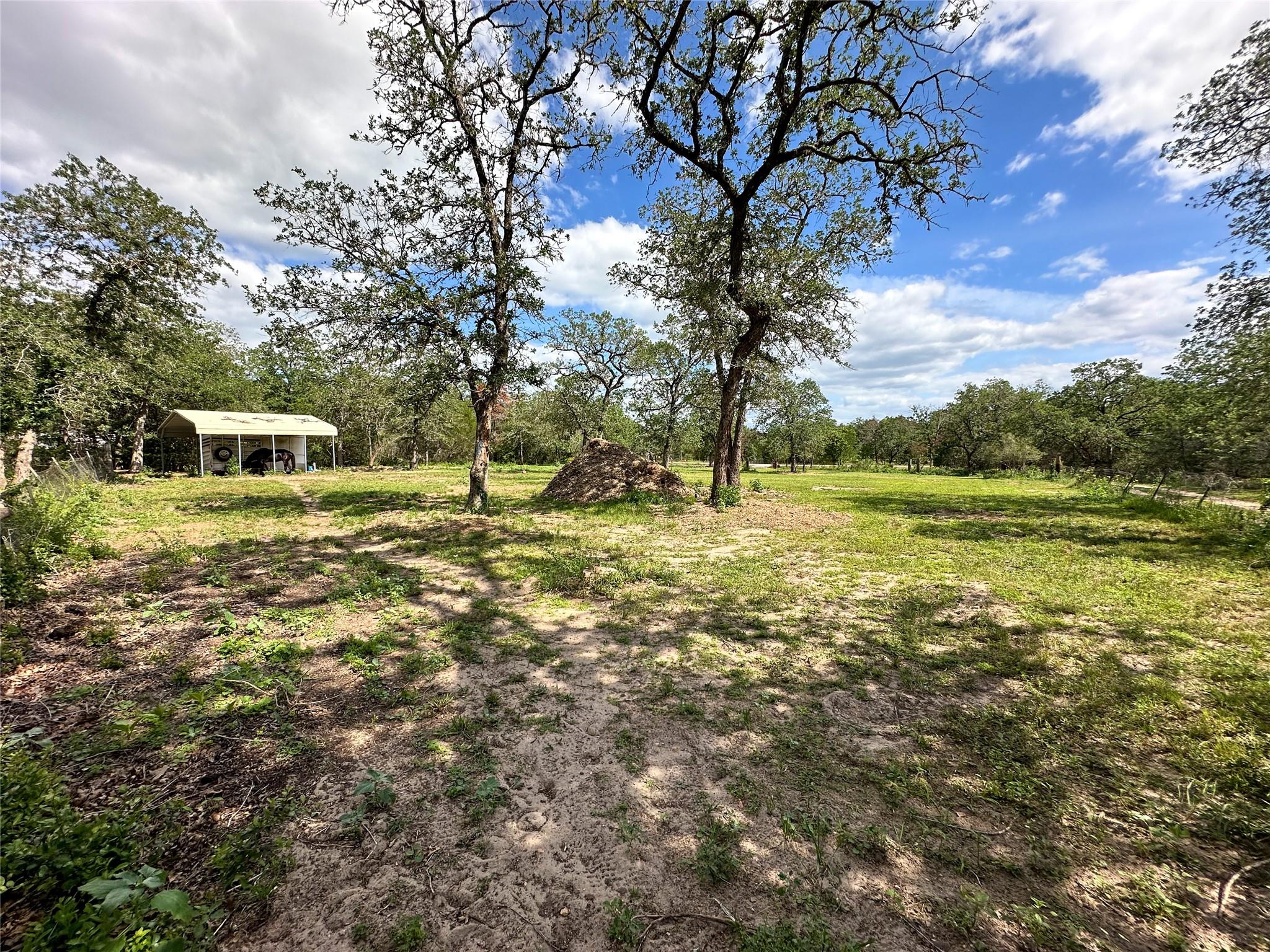 380 Woodlands DR