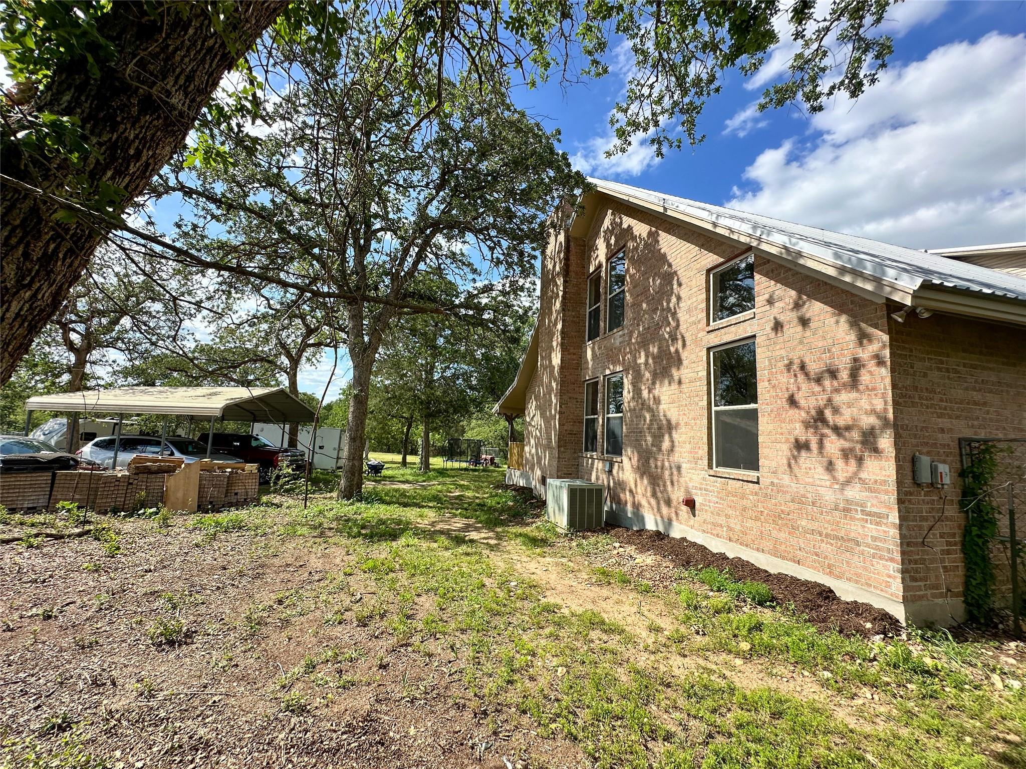 380 Woodlands DR