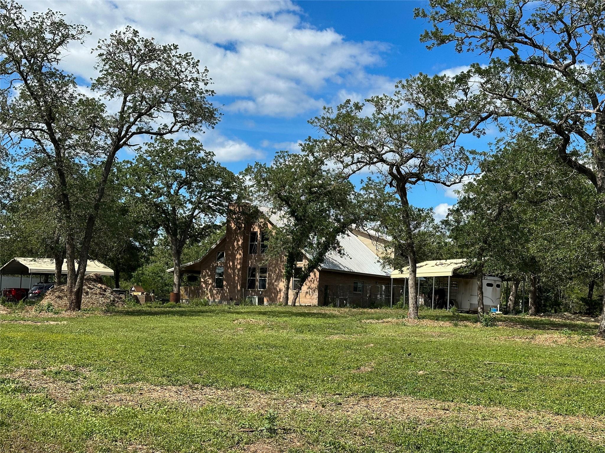 380 Woodlands DR