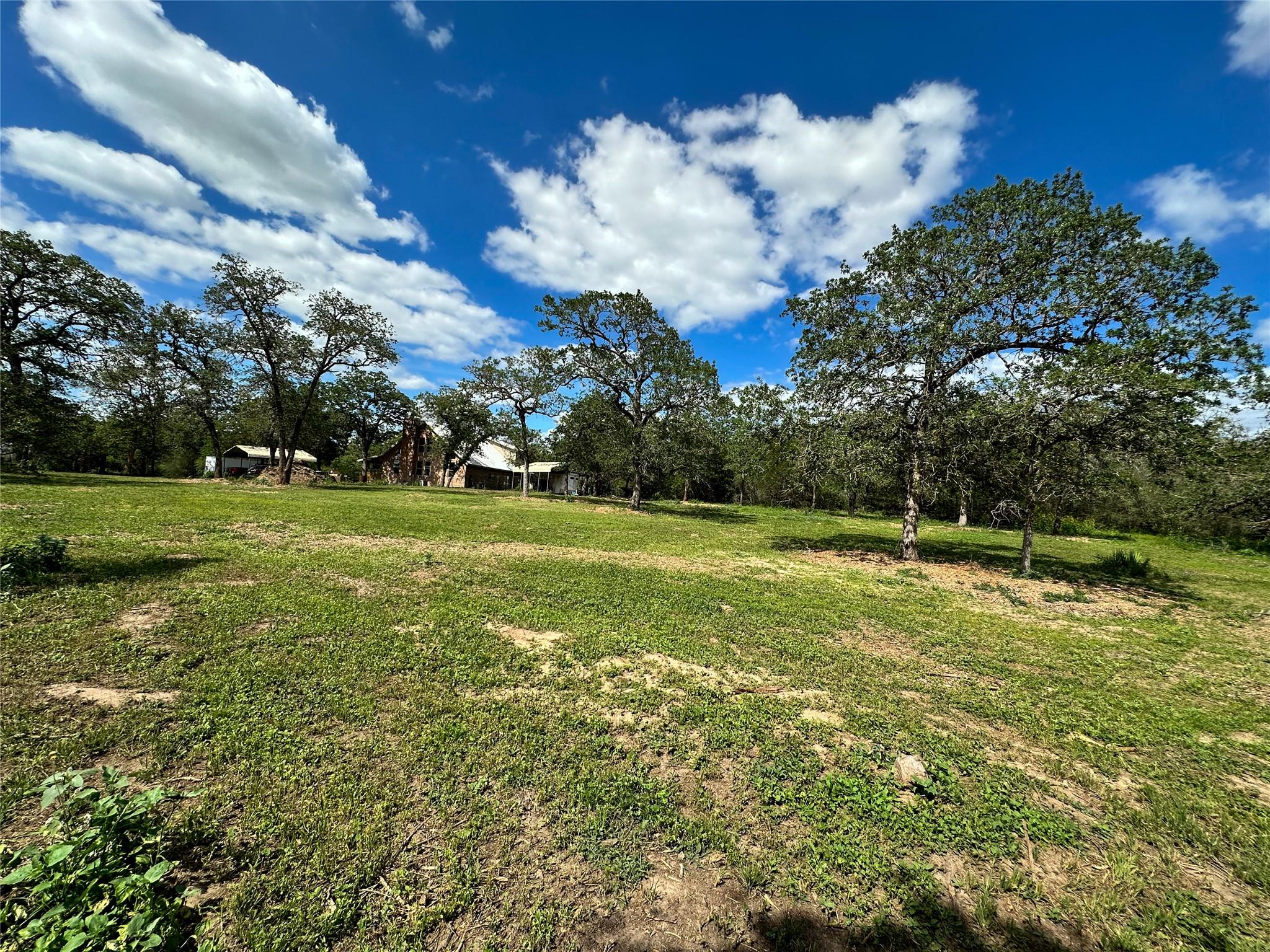380 Woodlands DR