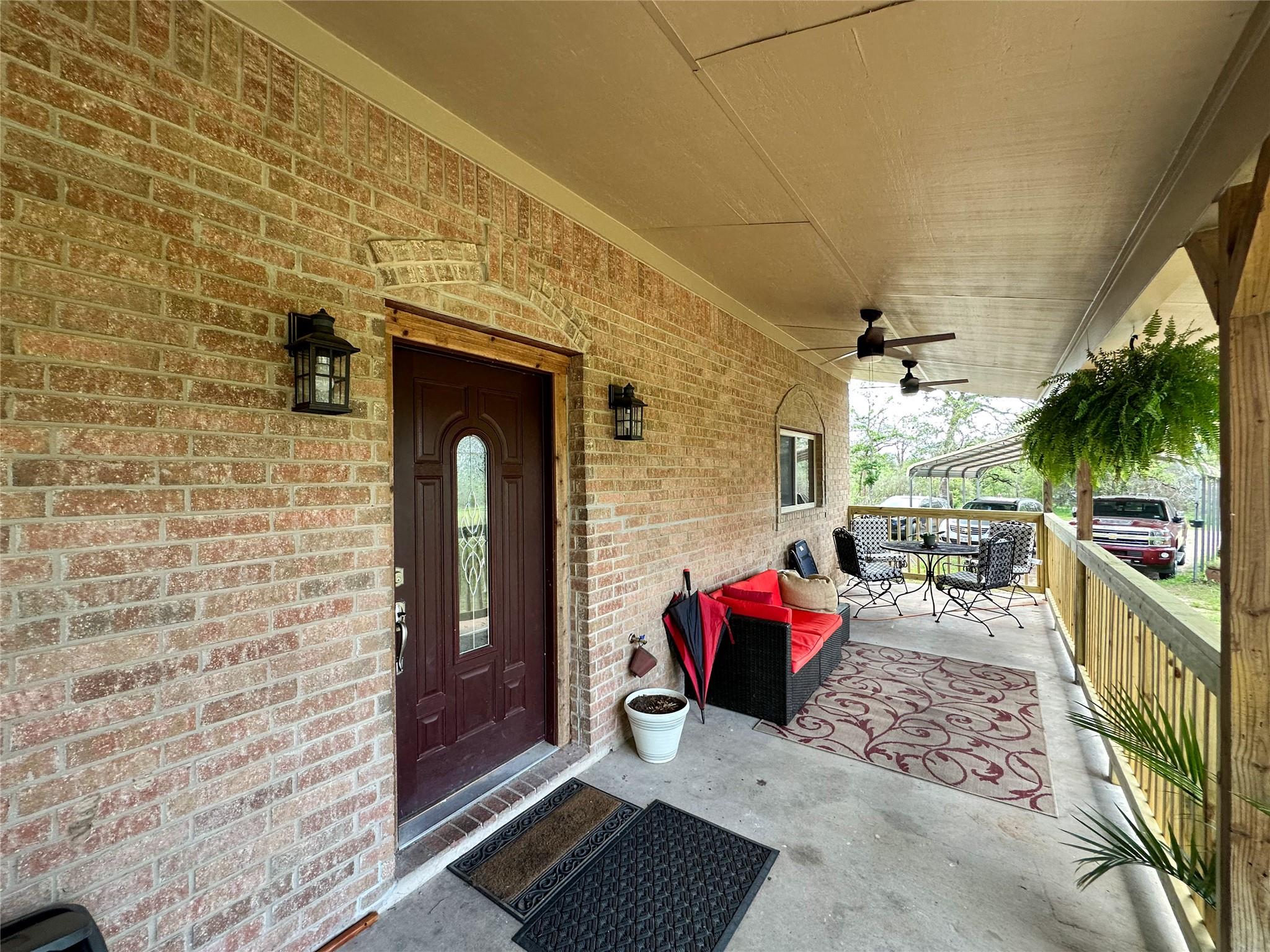 380 Woodlands DR