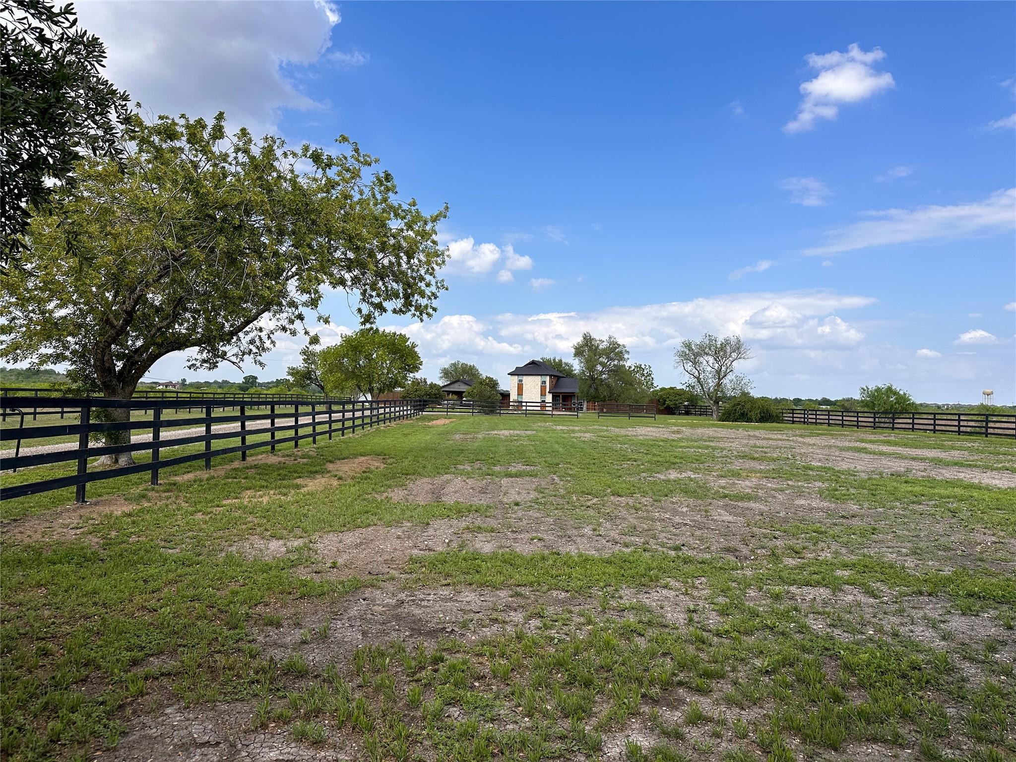 2687 Cotton Gin RD