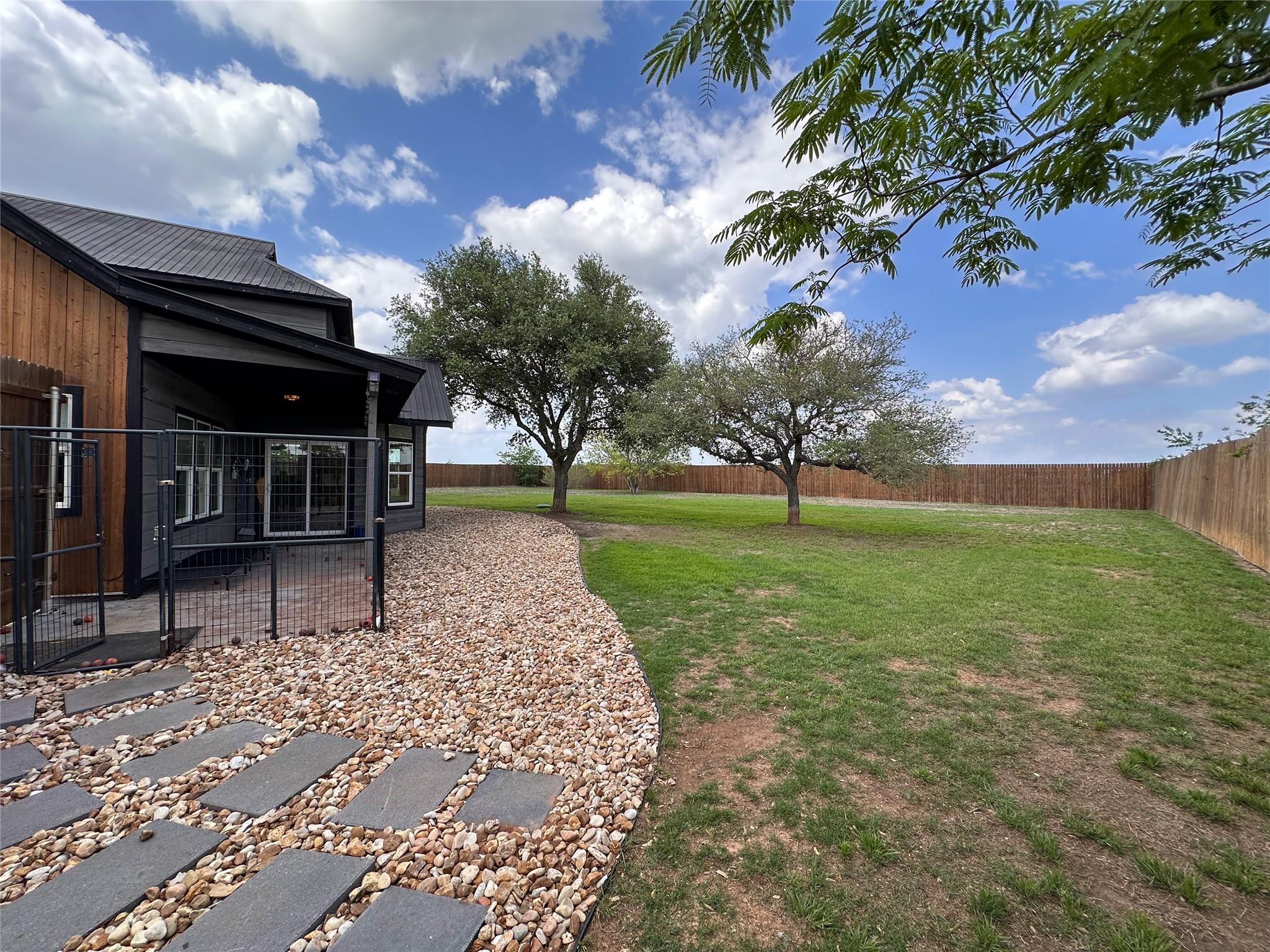 2687 Cotton Gin RD