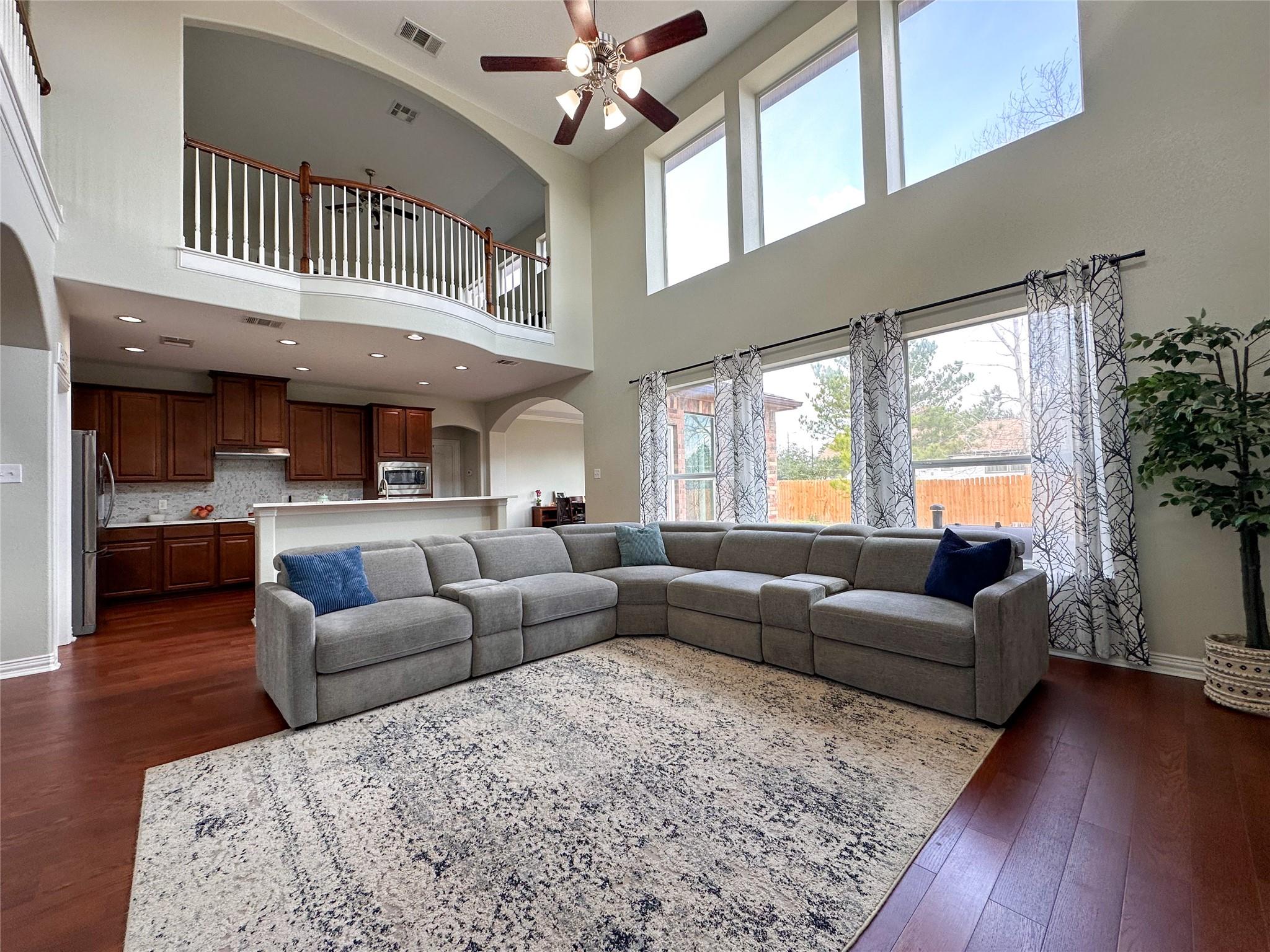 237 Cardinal DR