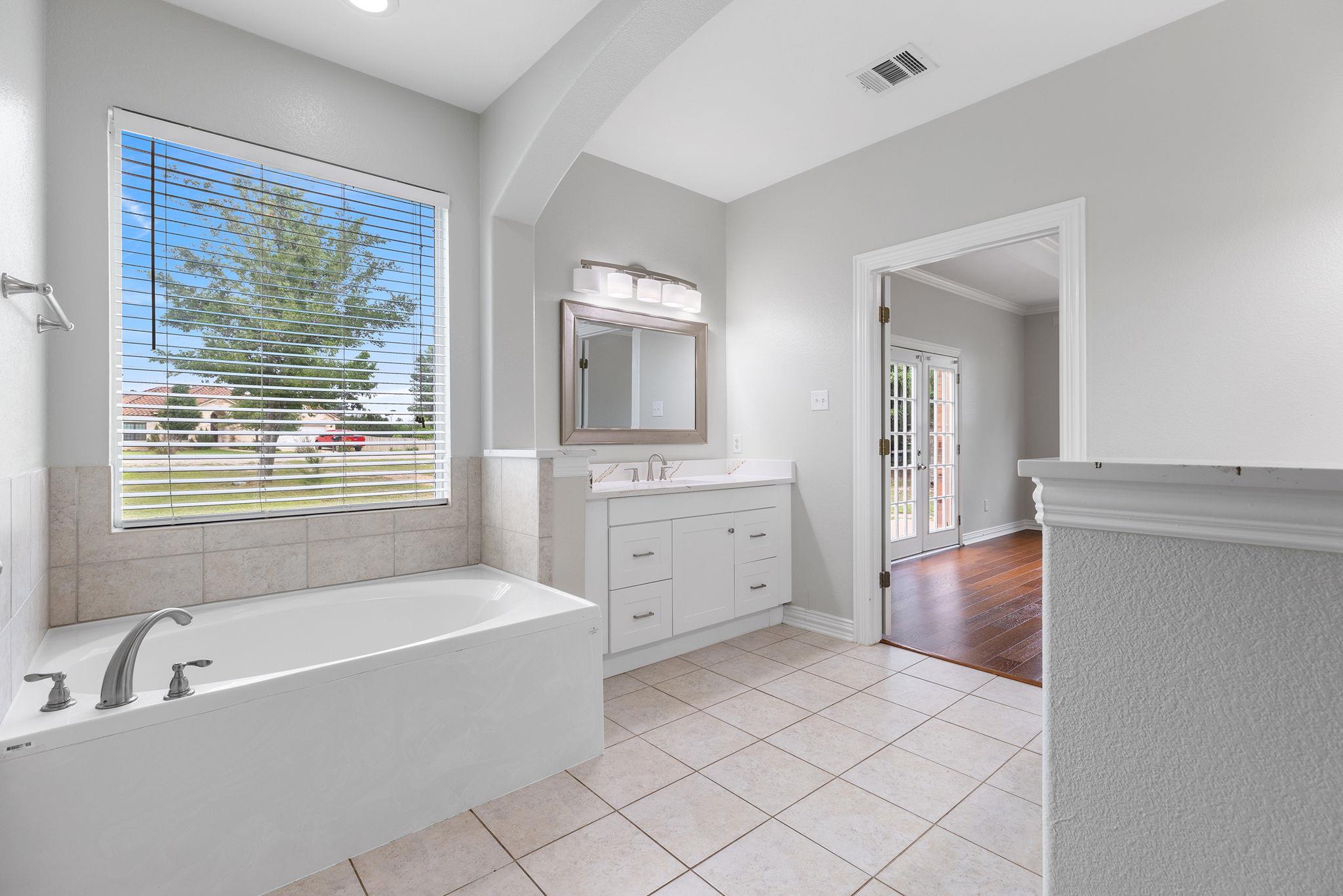 237 Cardinal DR
