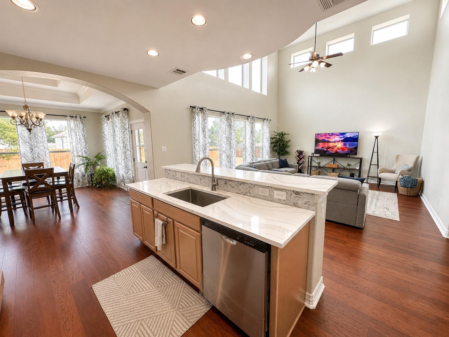 237 Cardinal DR