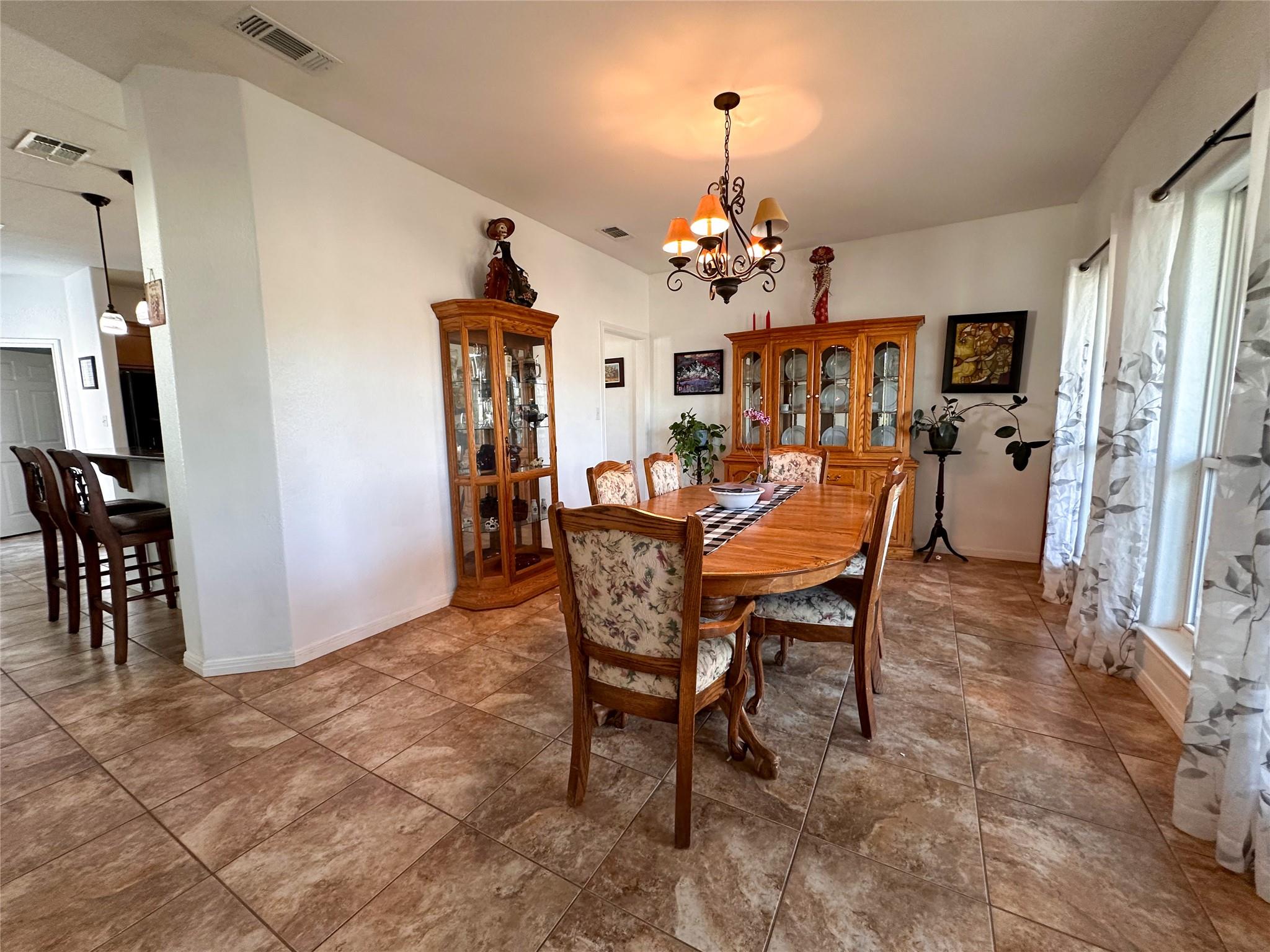 368 Woodlands DR