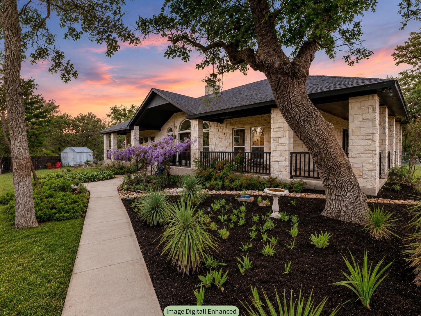 368 Woodlands DR