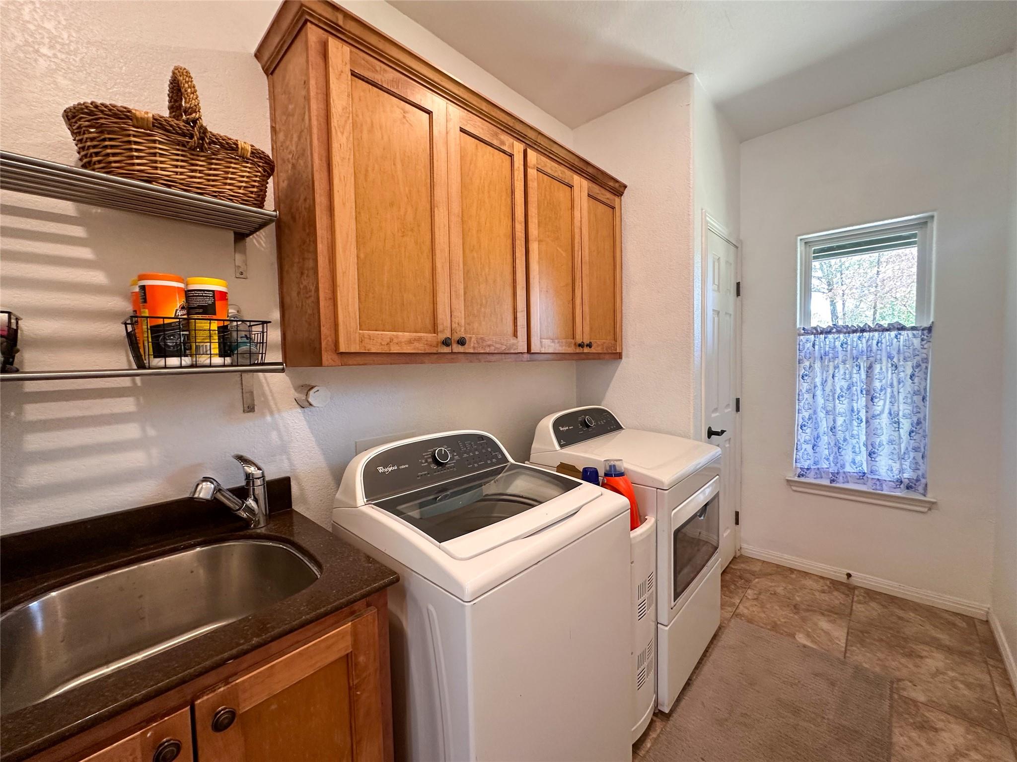 368 Woodlands DR