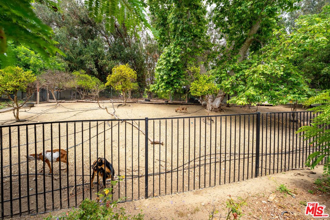 6917 Solano Verde Dr