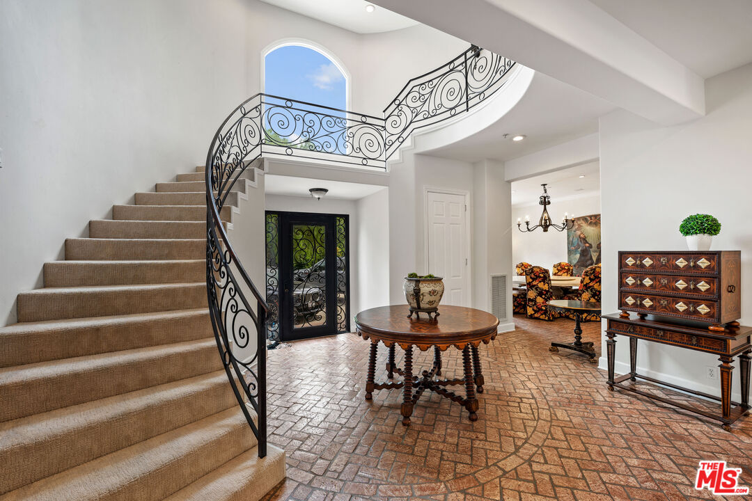 6917 Solano Verde Dr