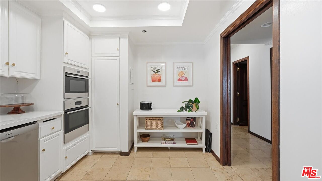 9249 Burton Way Unit: 406