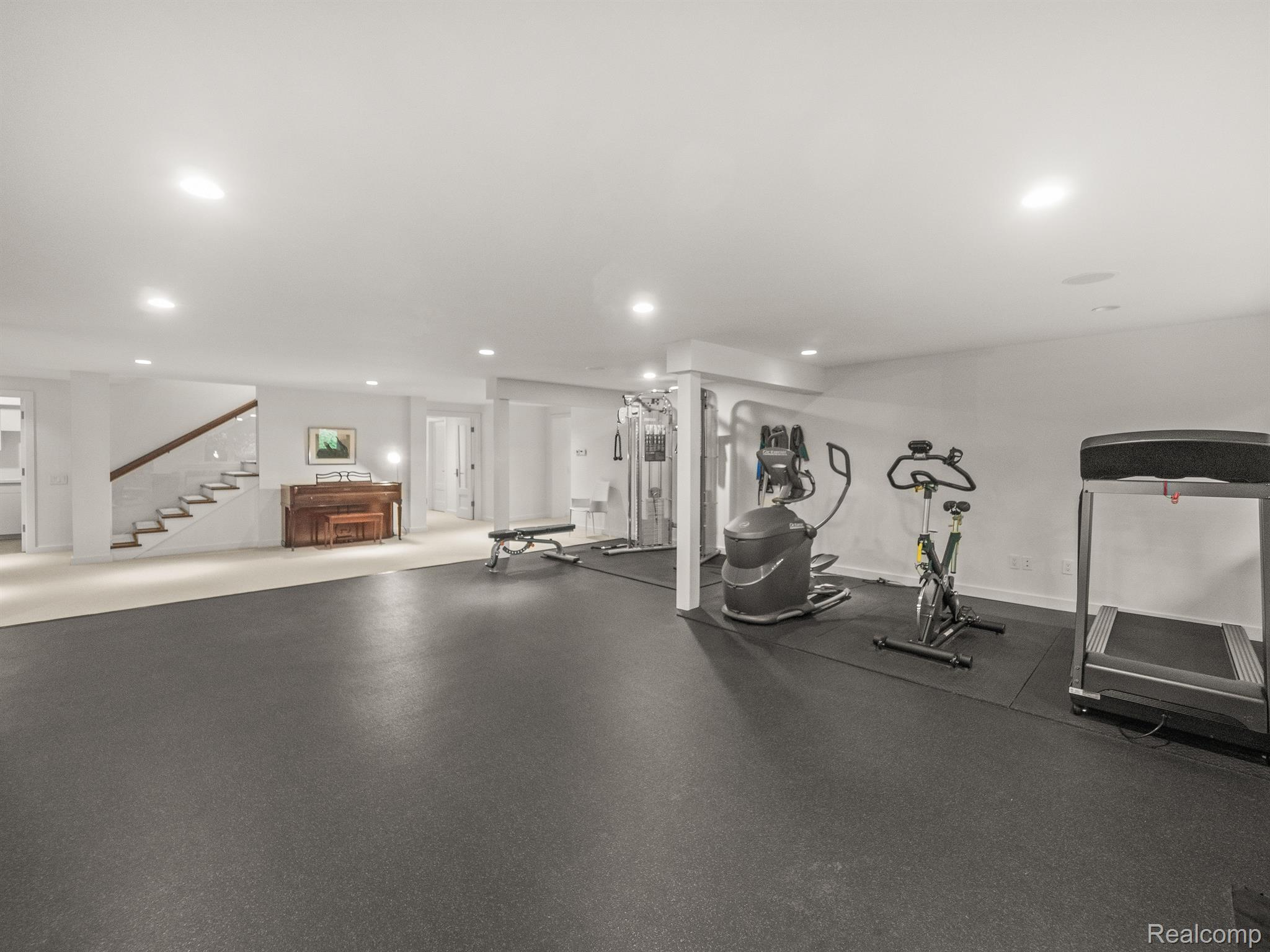 1068 WATERFALL Court