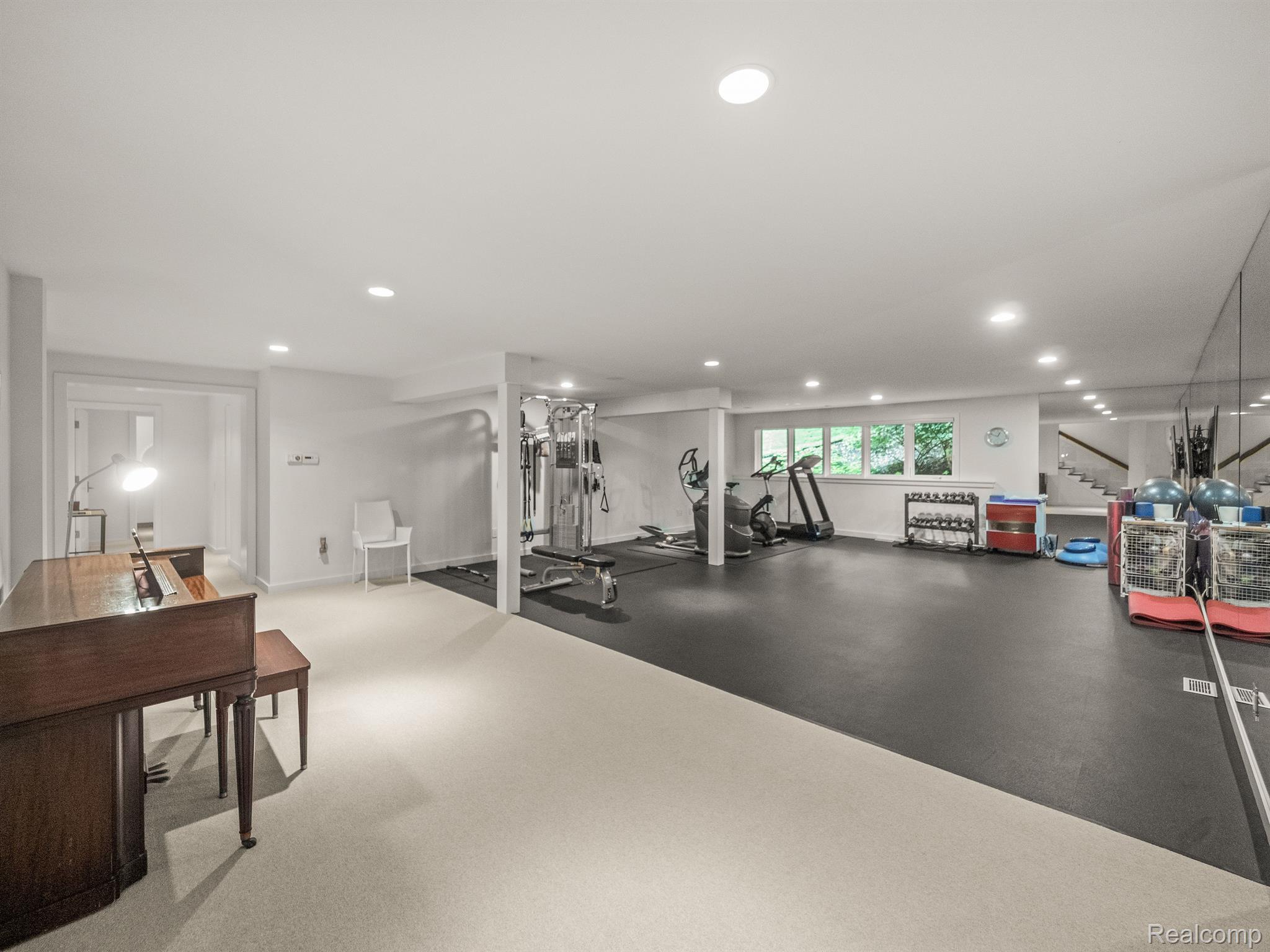 1068 WATERFALL Court