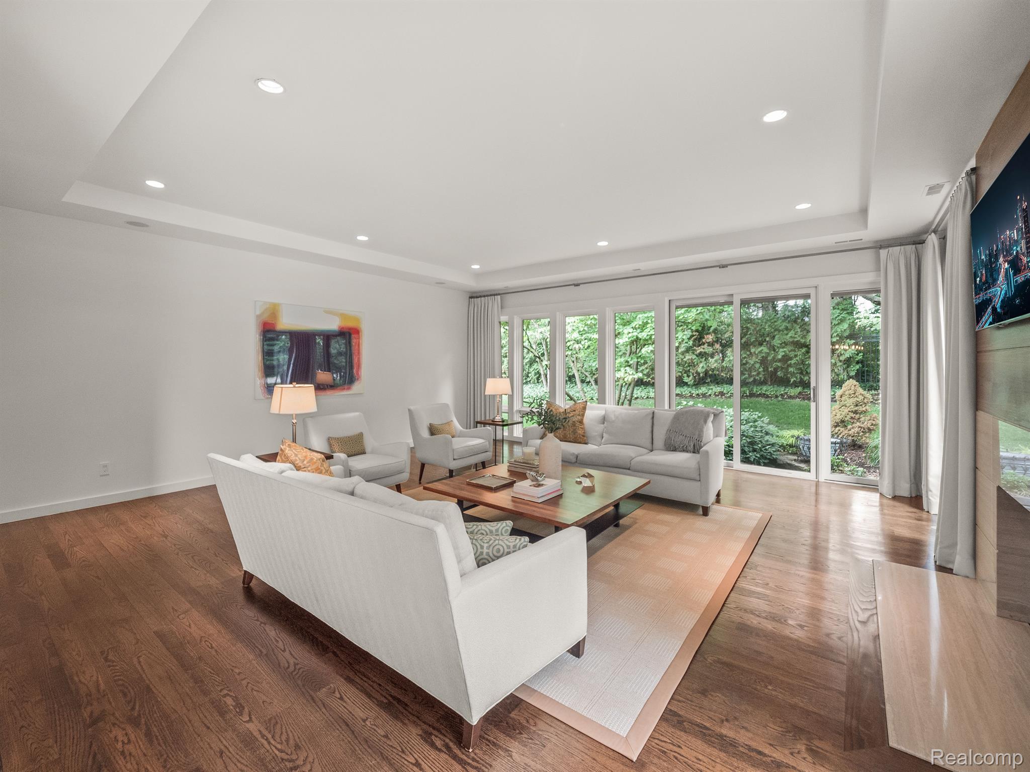 1068 WATERFALL Court