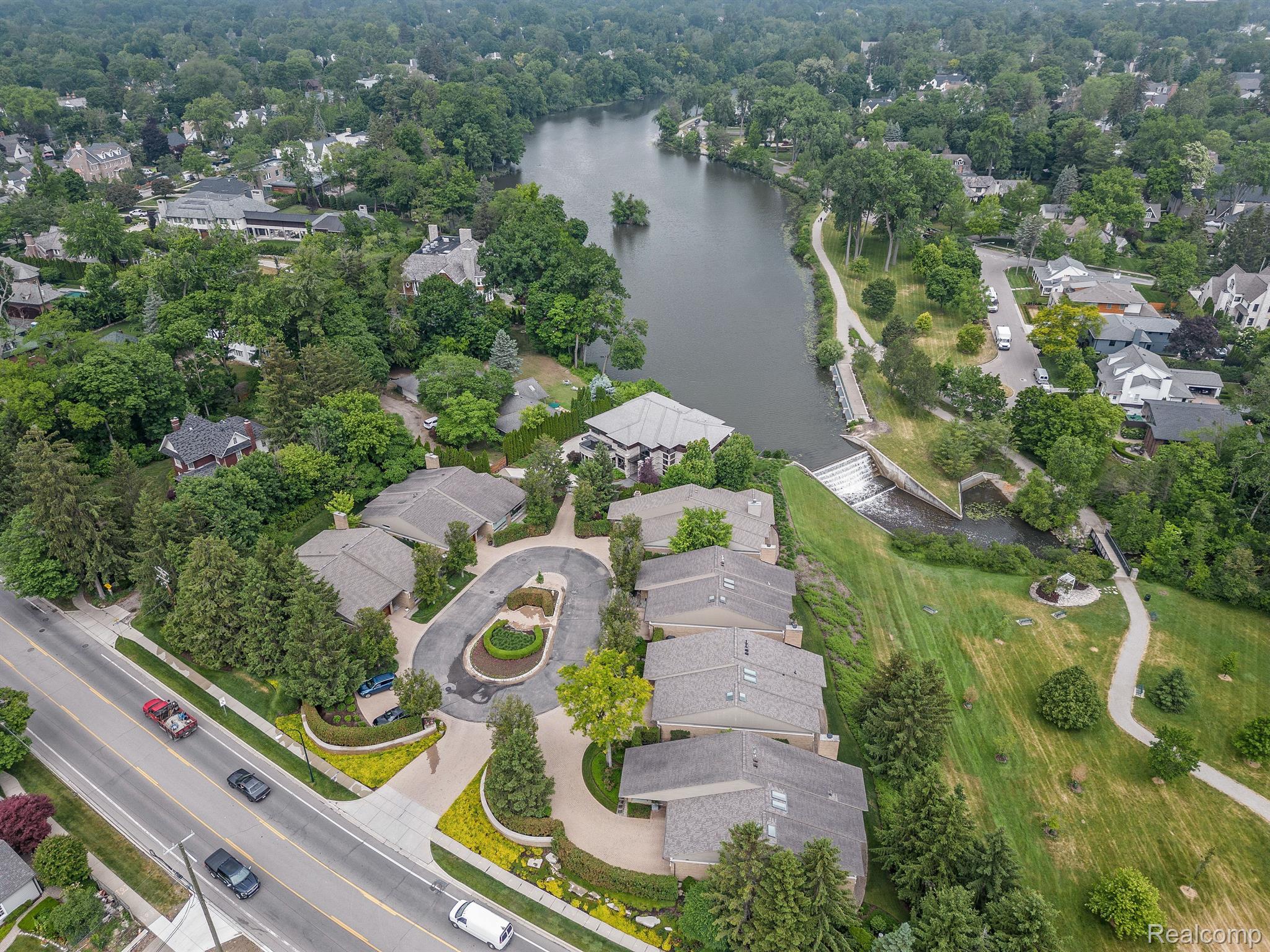 1068 WATERFALL Court