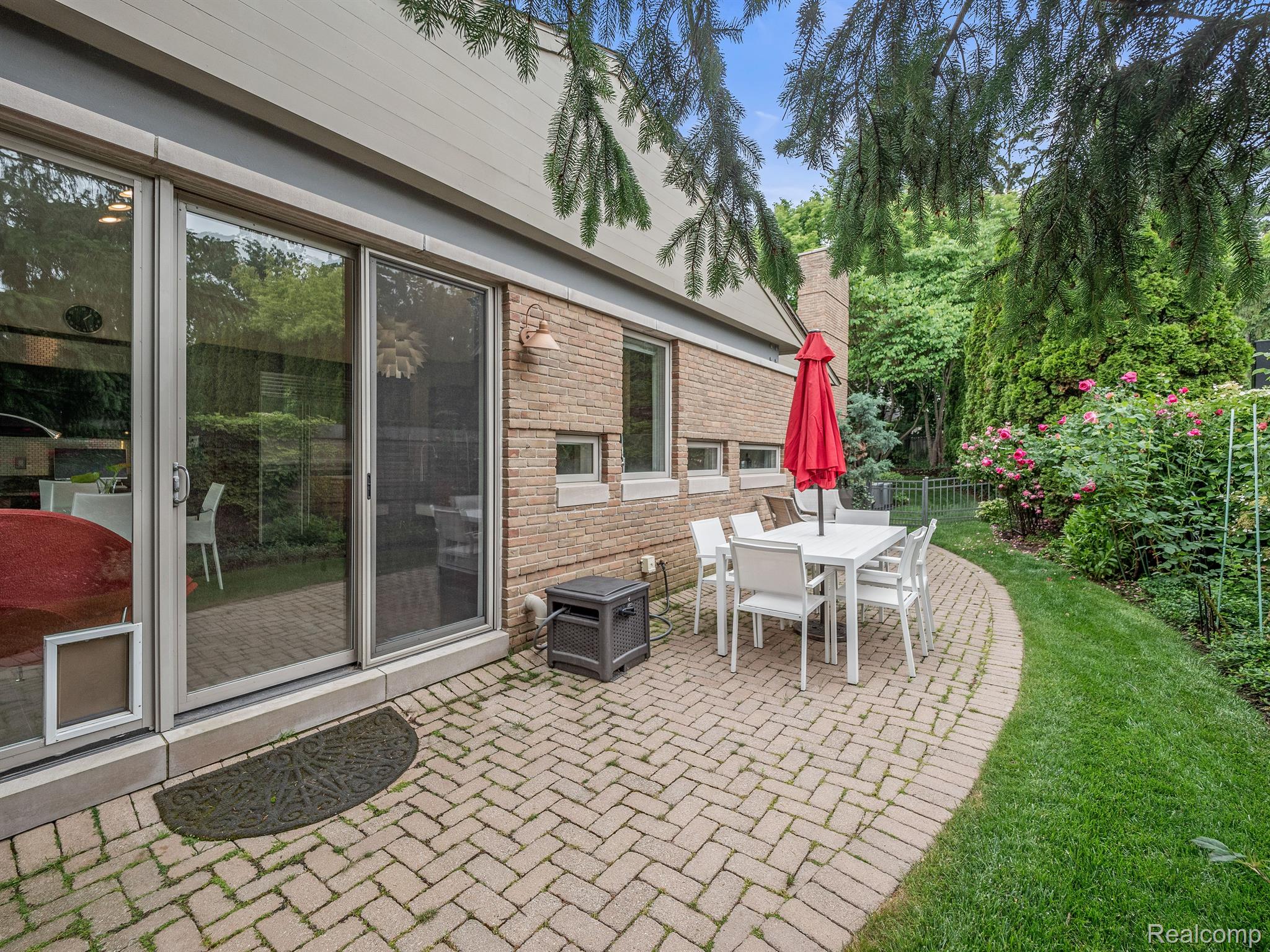 1068 WATERFALL Court