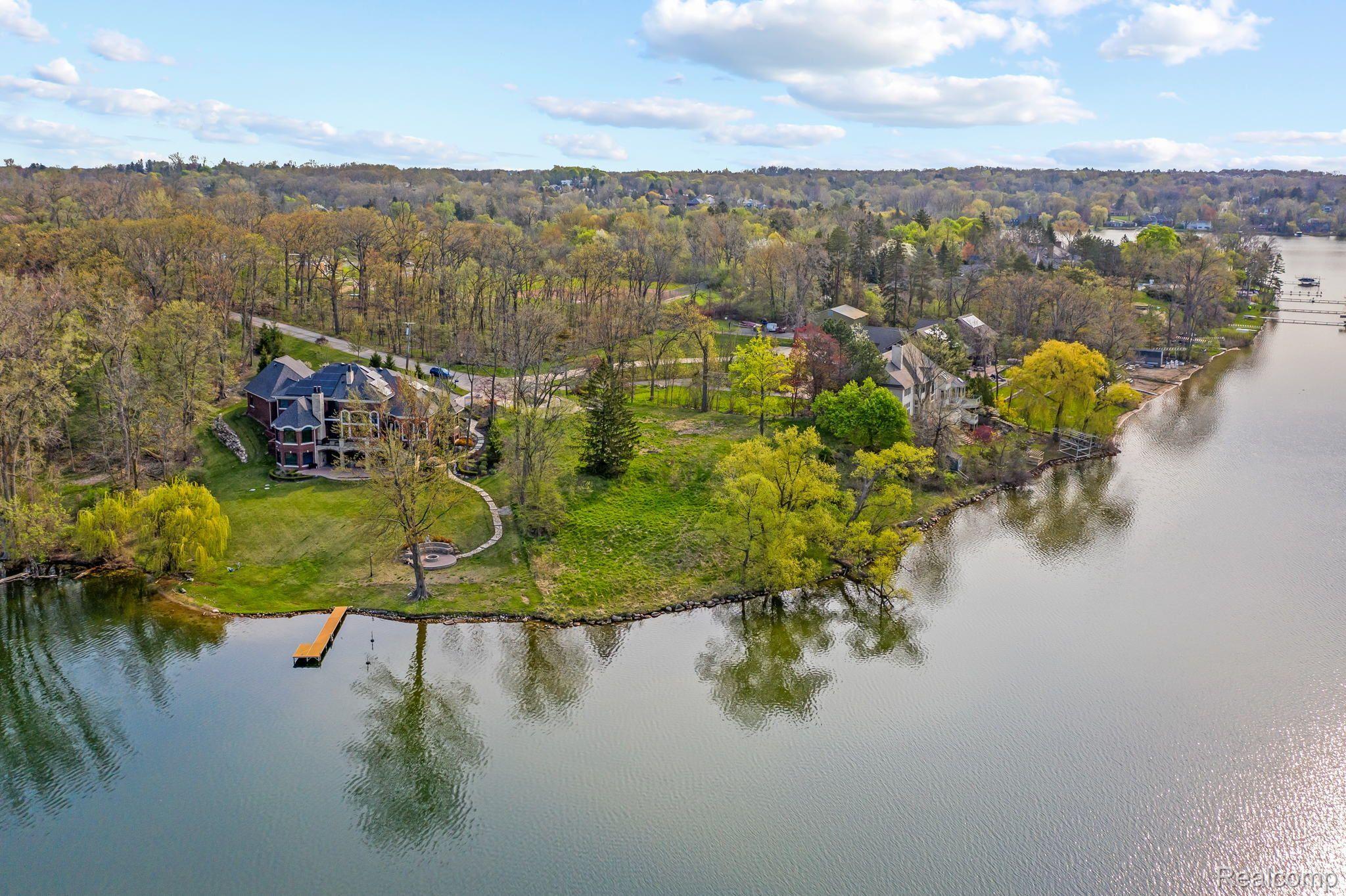 2617 COVE Lane