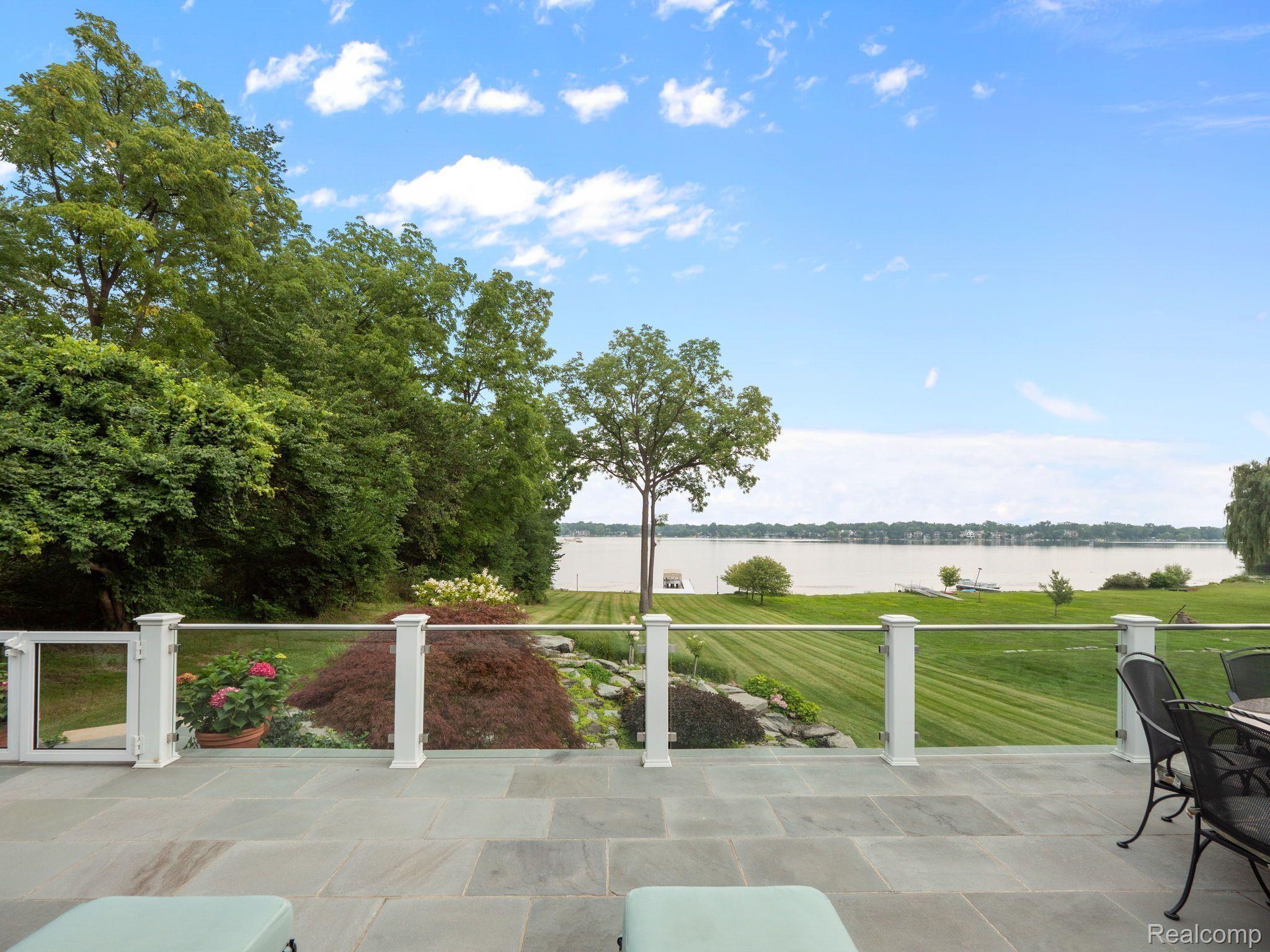 4985 MIDDLEBELT Road