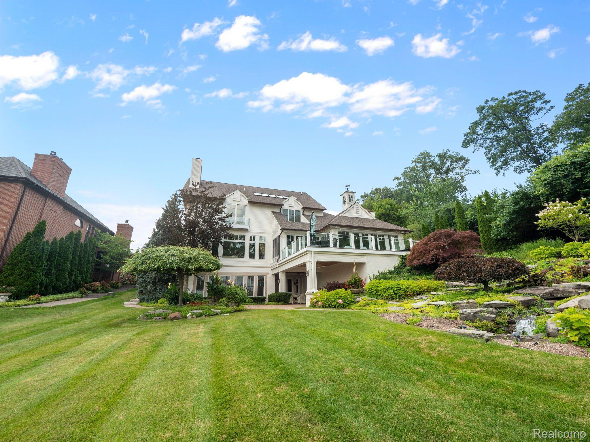 4985 MIDDLEBELT Road