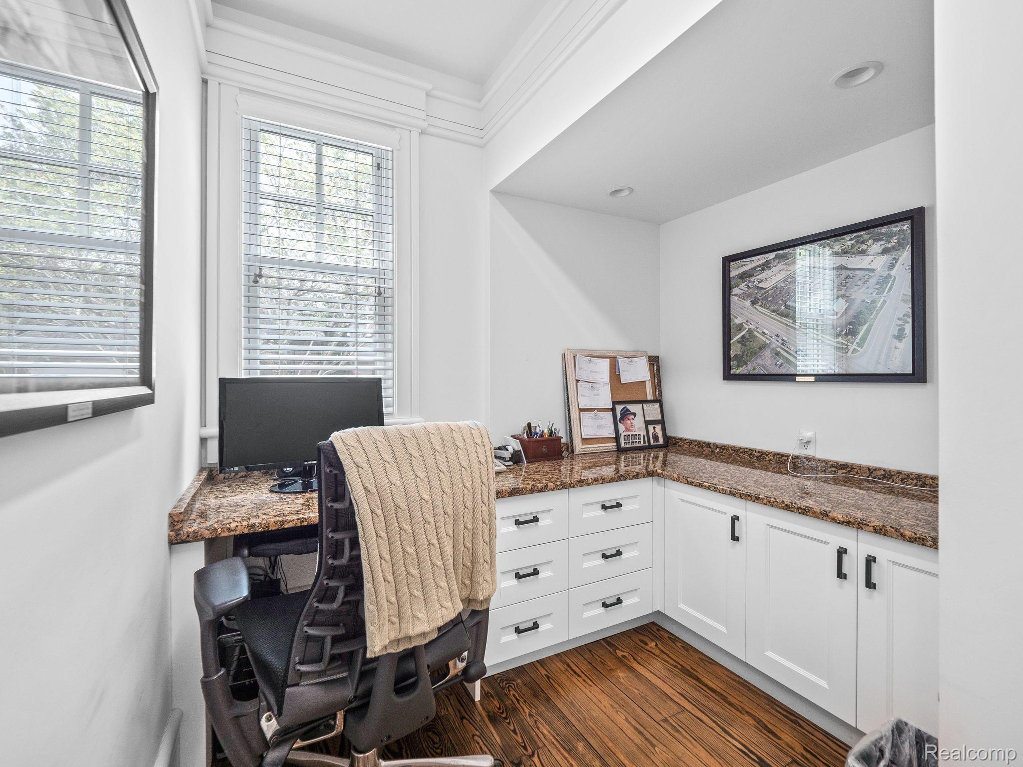 4985 MIDDLEBELT Road