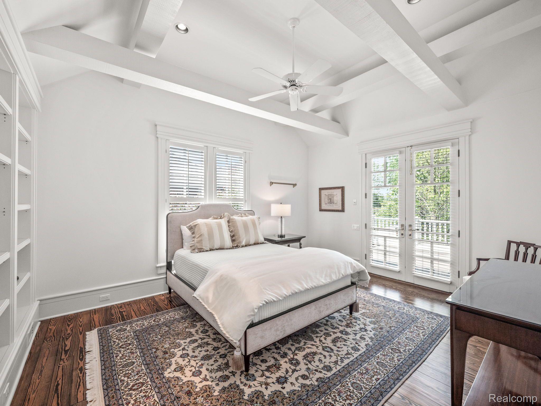 4985 MIDDLEBELT Road