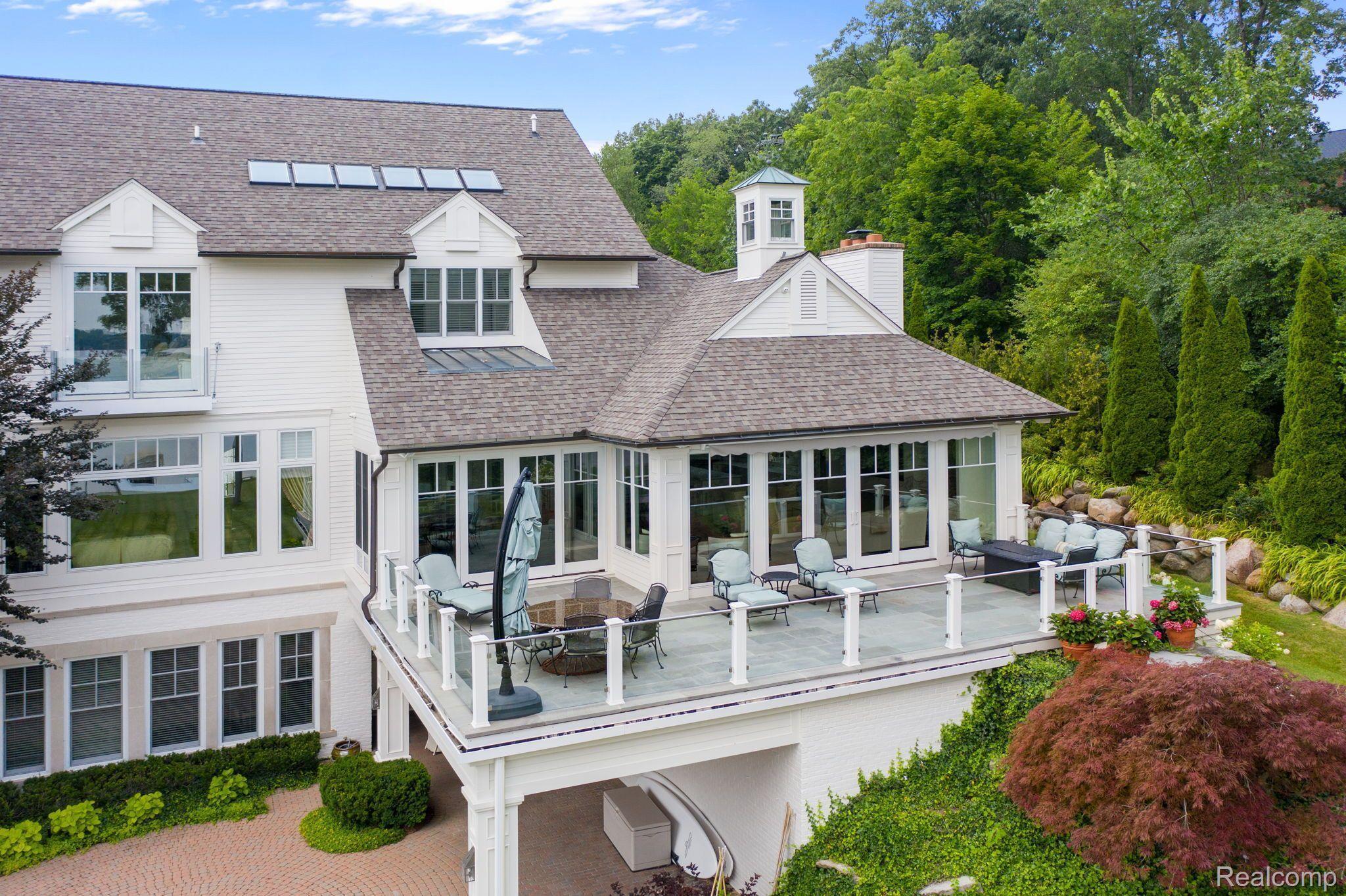 4985 MIDDLEBELT Road