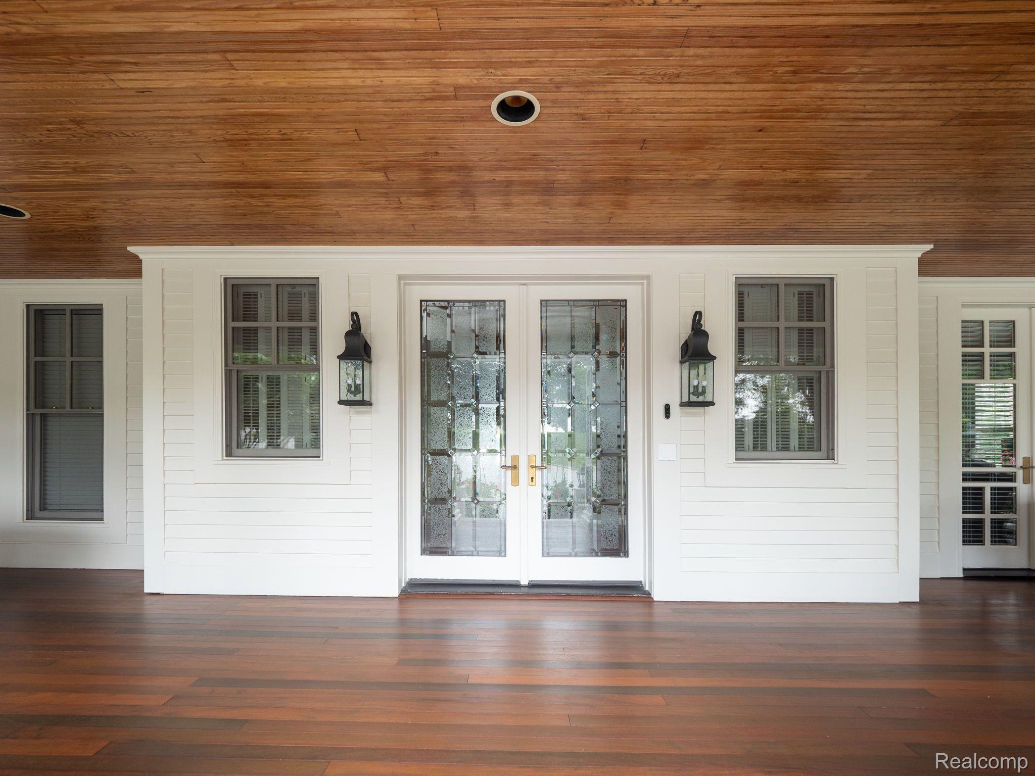 4985 MIDDLEBELT Road