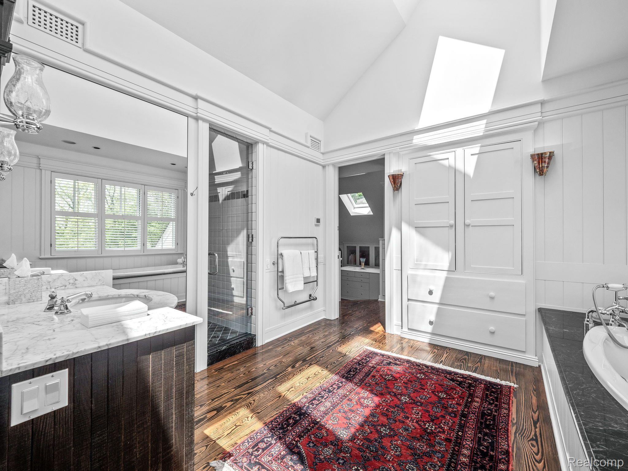 4985 MIDDLEBELT Road