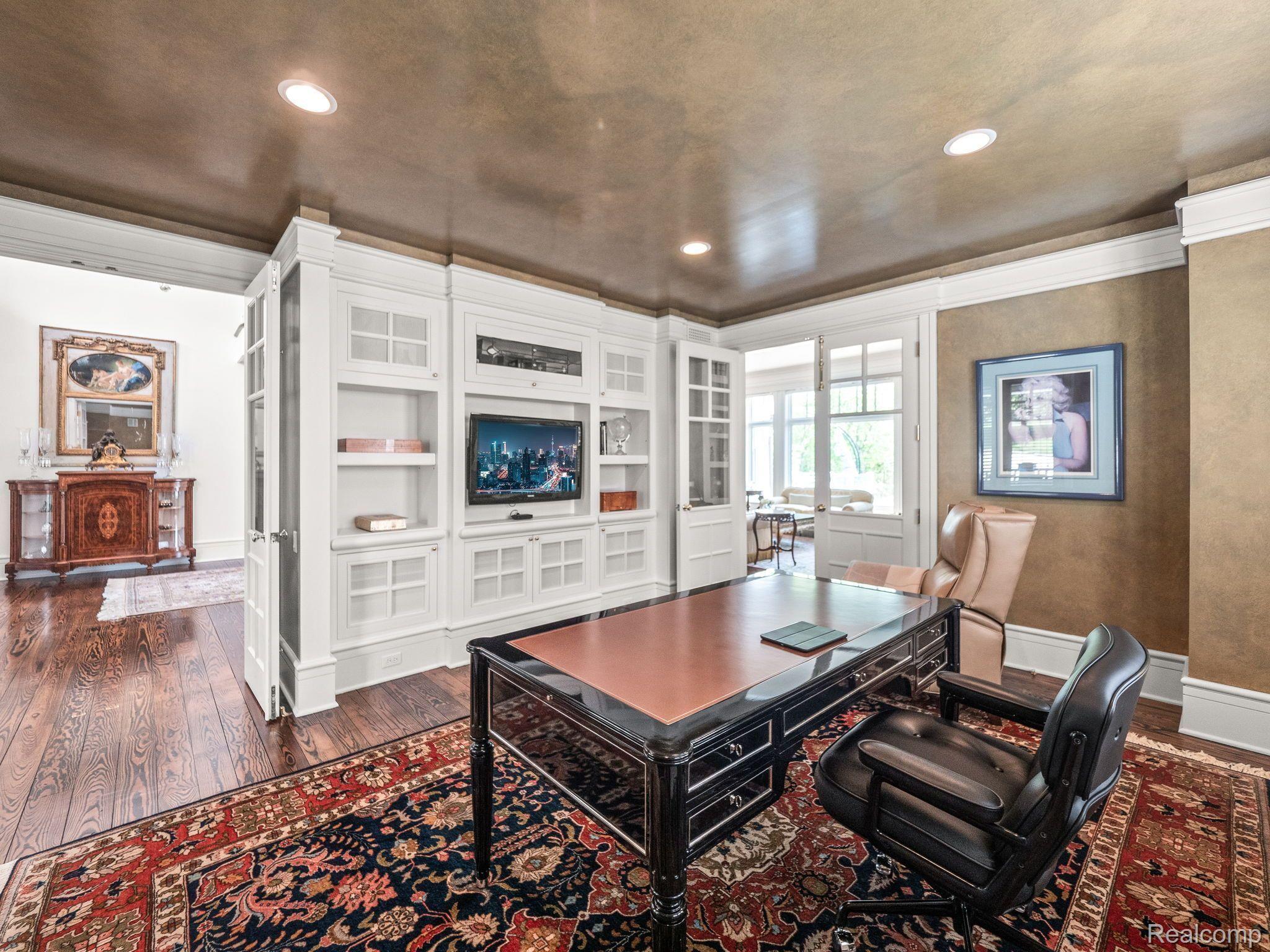 4985 MIDDLEBELT Road