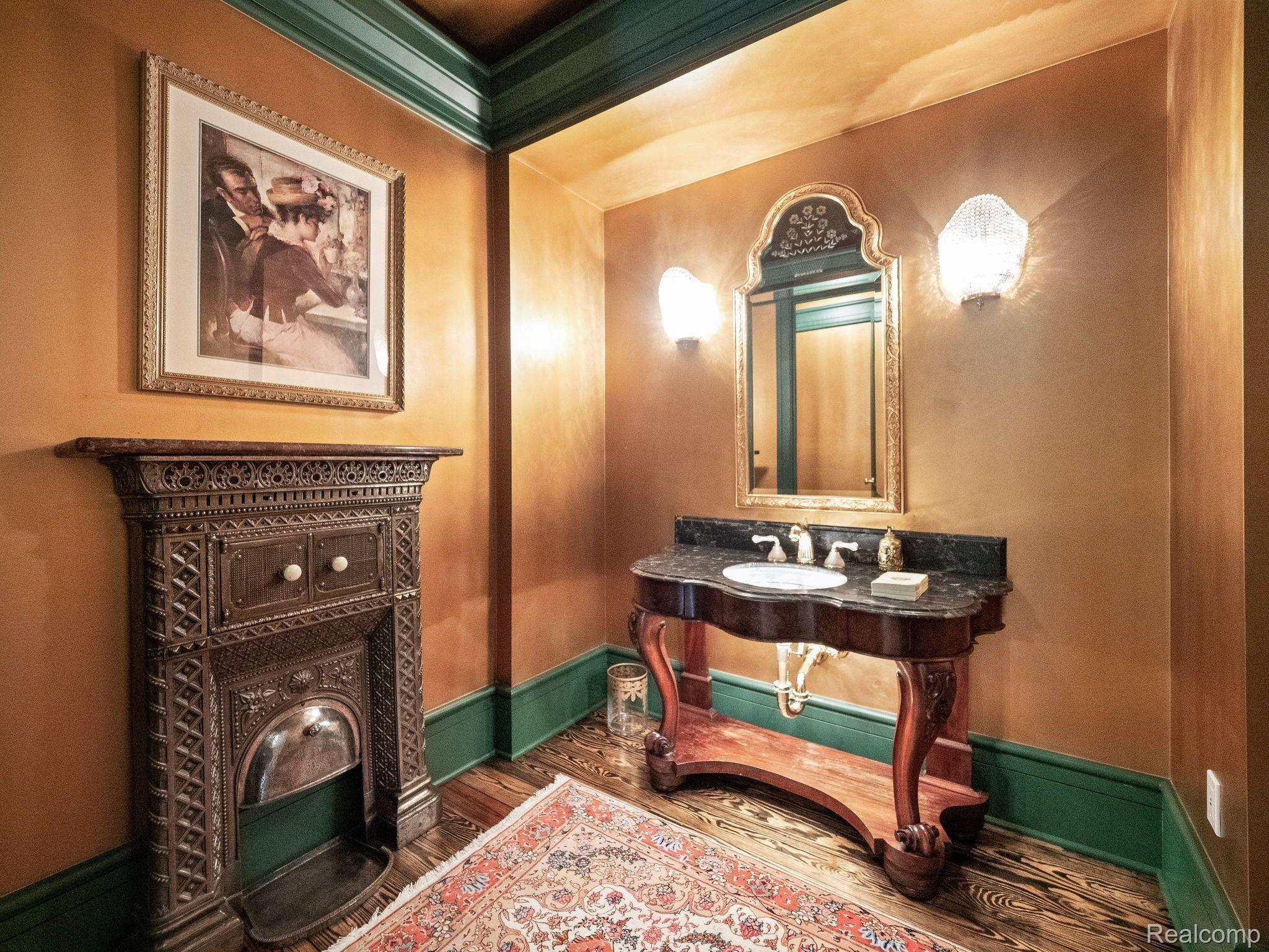 4985 MIDDLEBELT Road