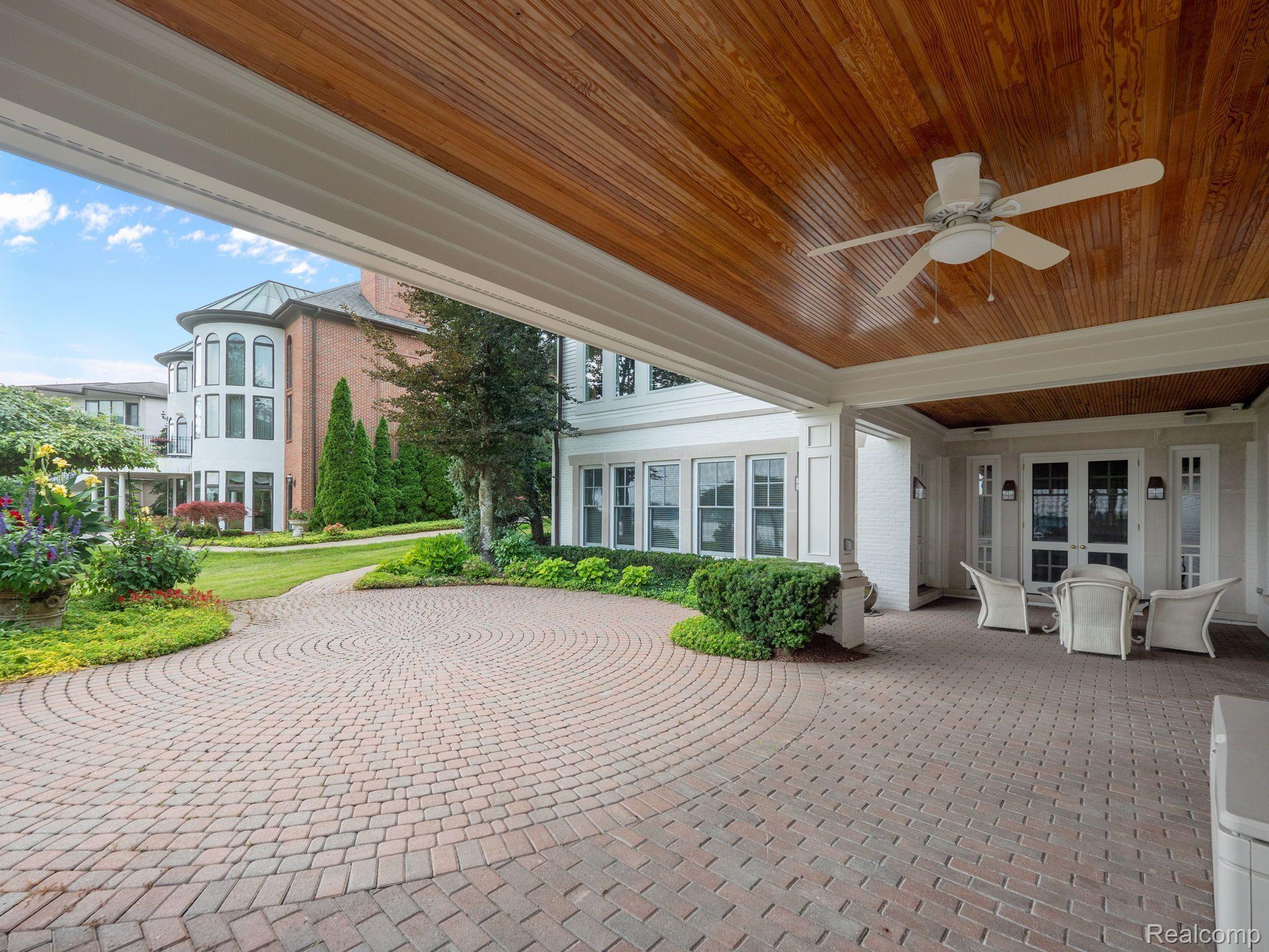 4985 MIDDLEBELT Road