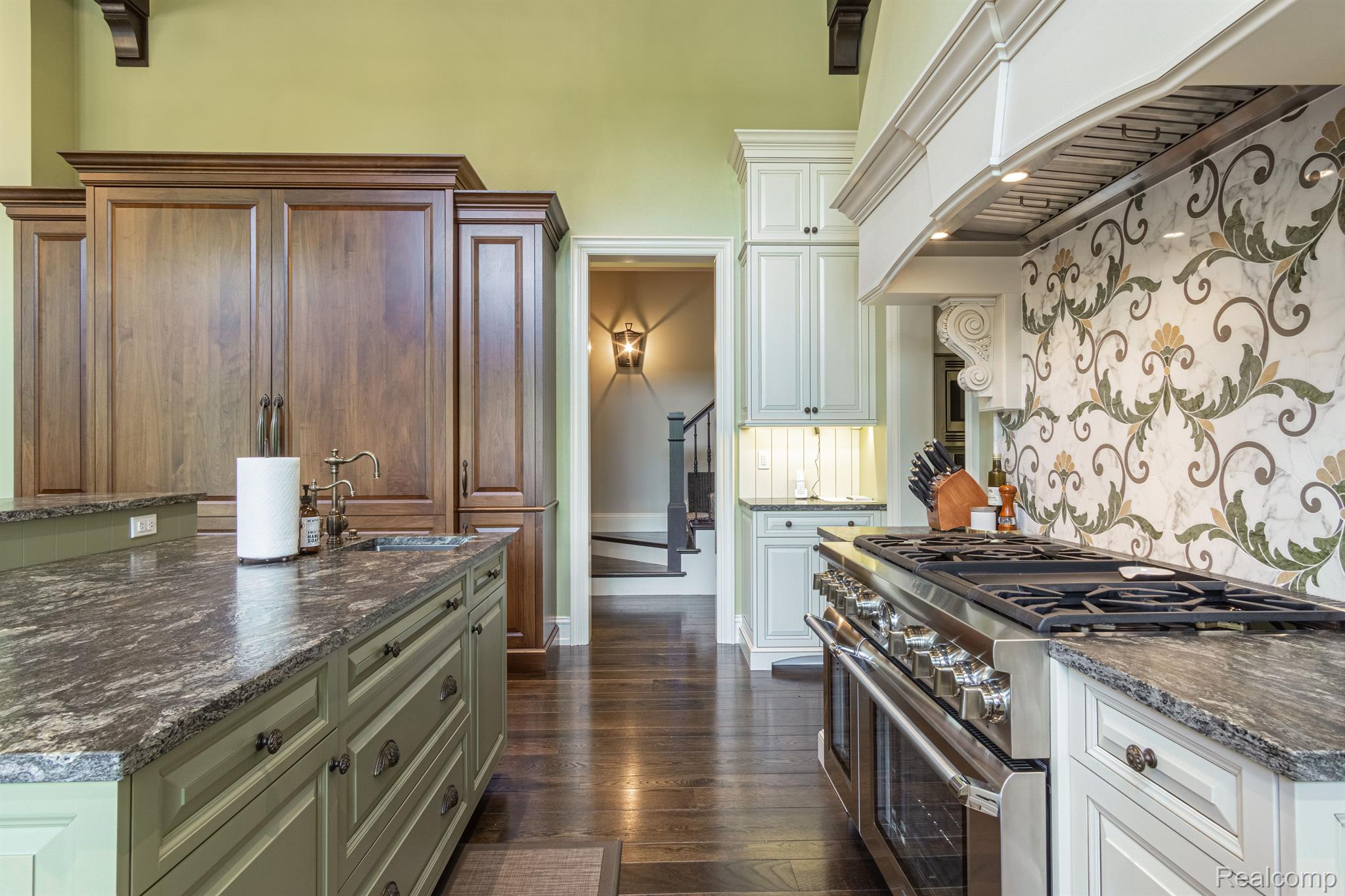 31145 WOODSIDE Drive