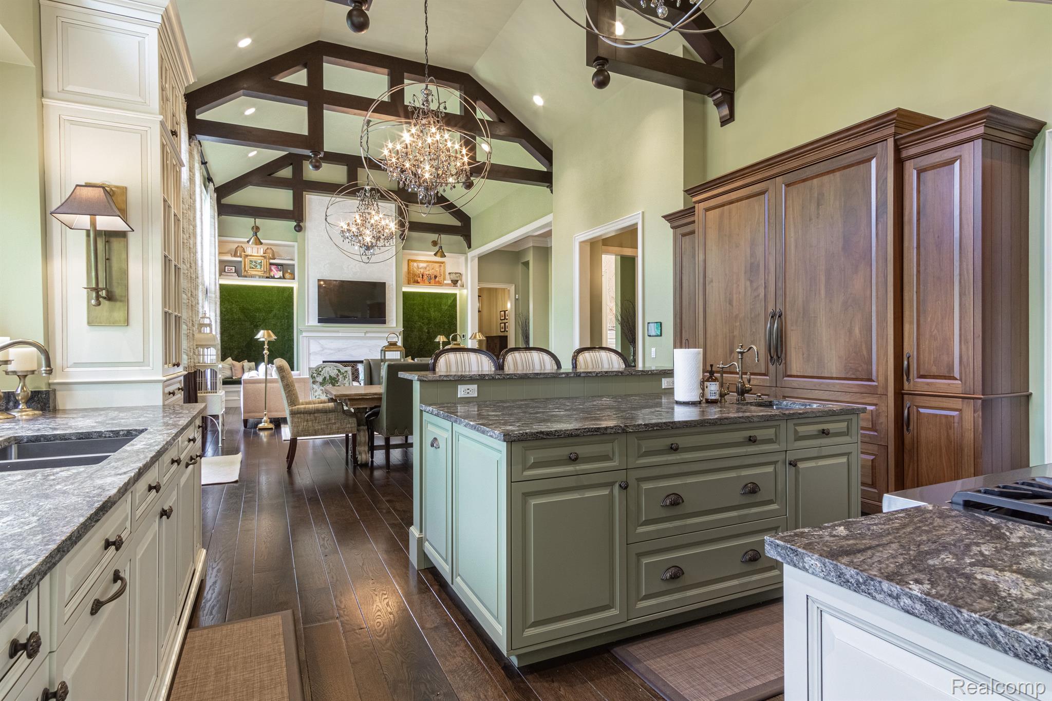 31145 WOODSIDE Drive