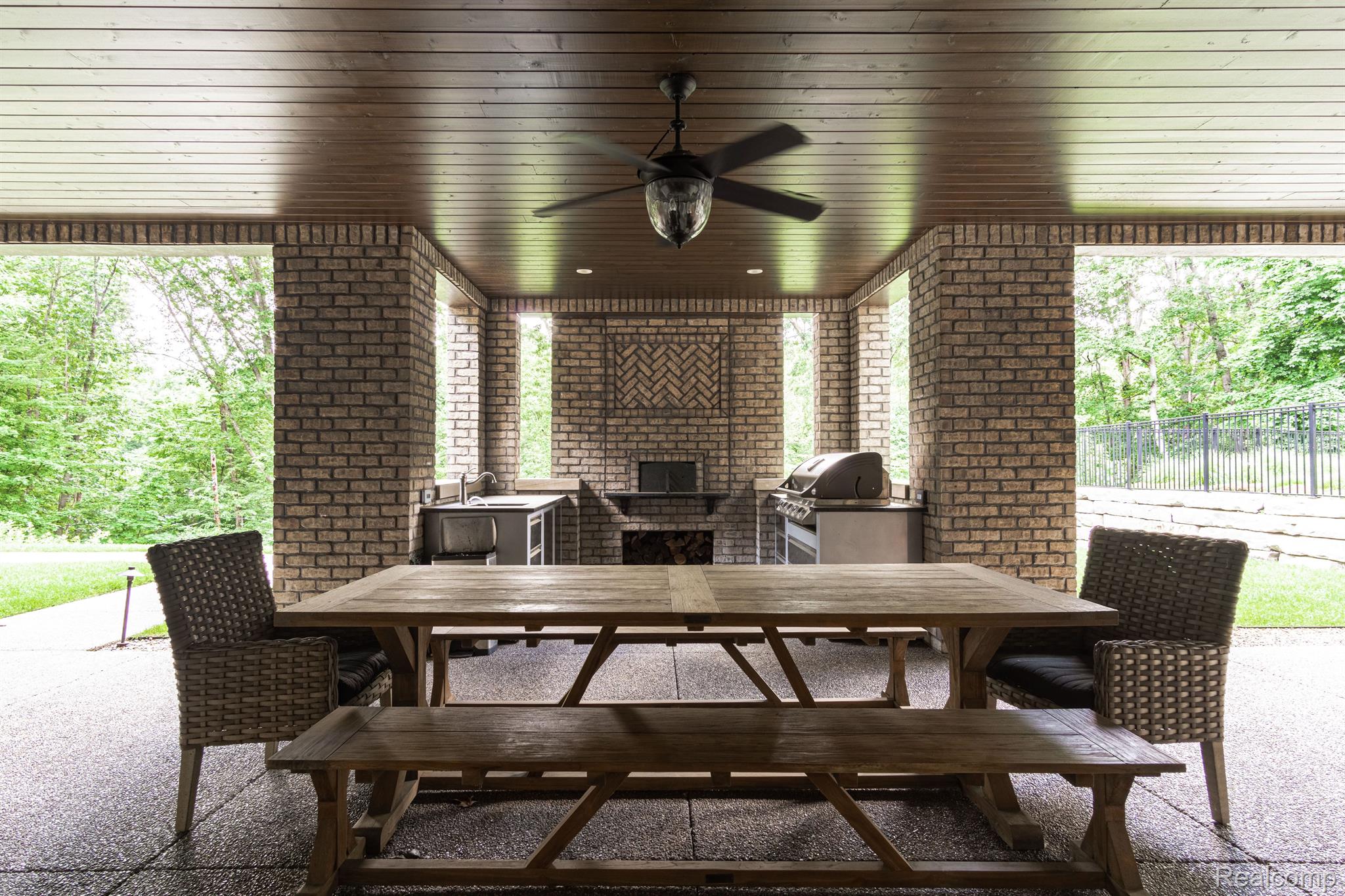 31145 WOODSIDE Drive