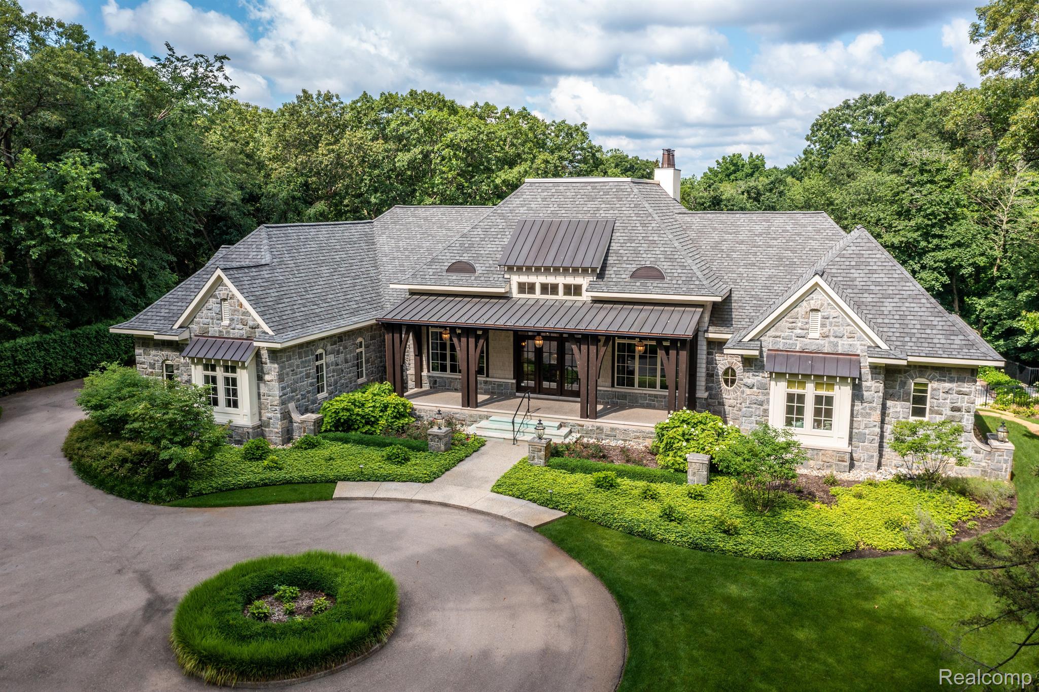 31145 WOODSIDE Drive