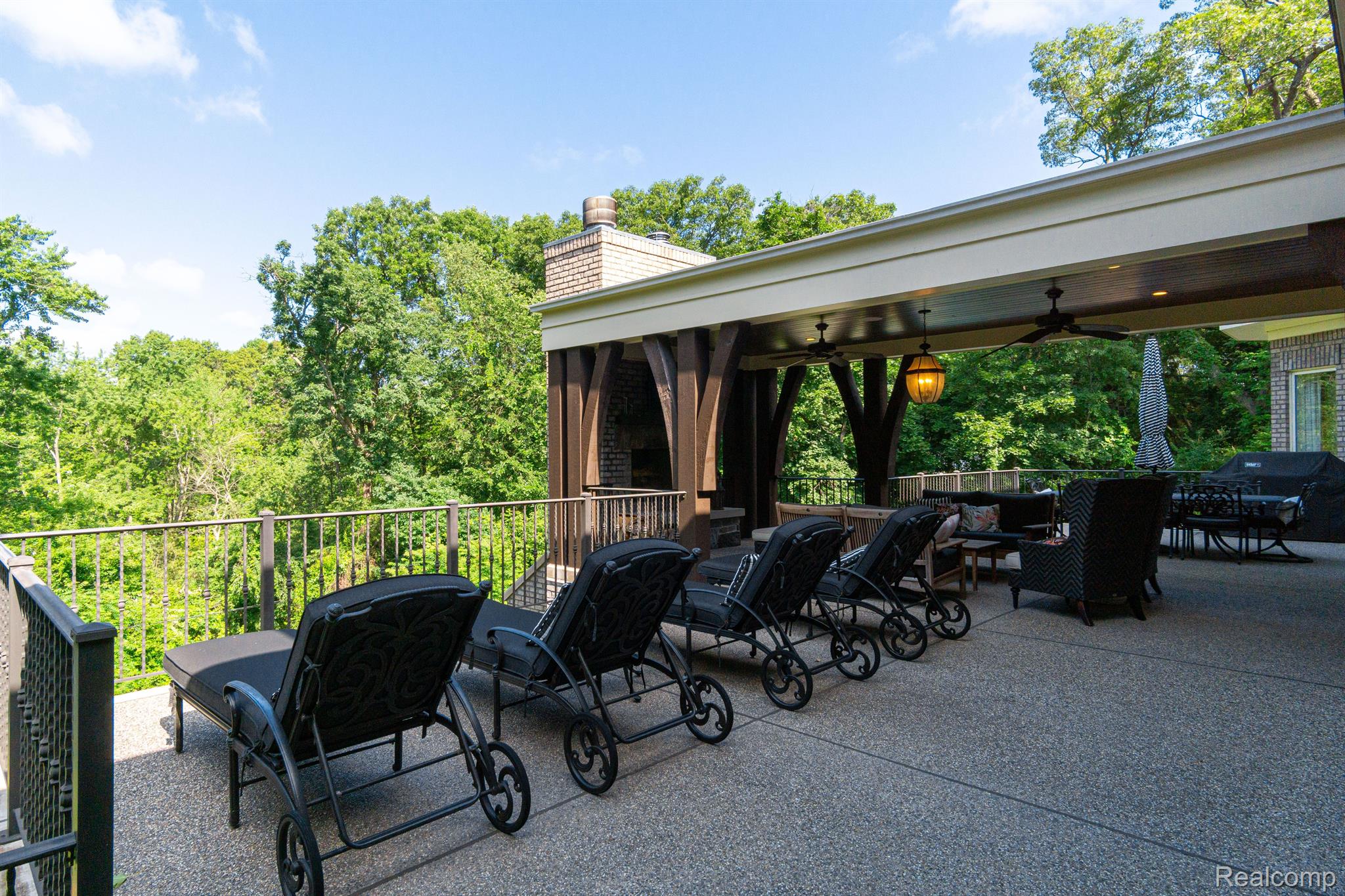 31145 WOODSIDE Drive