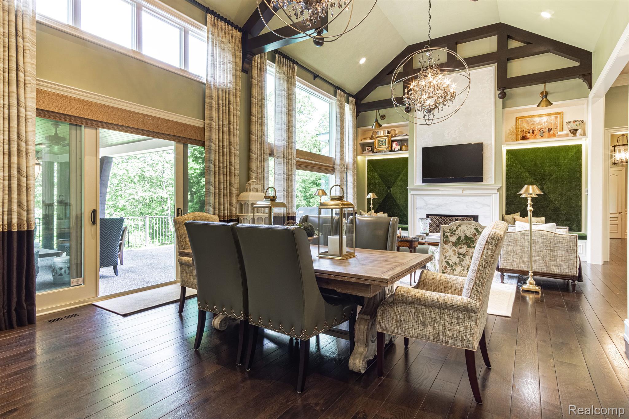 31145 WOODSIDE Drive