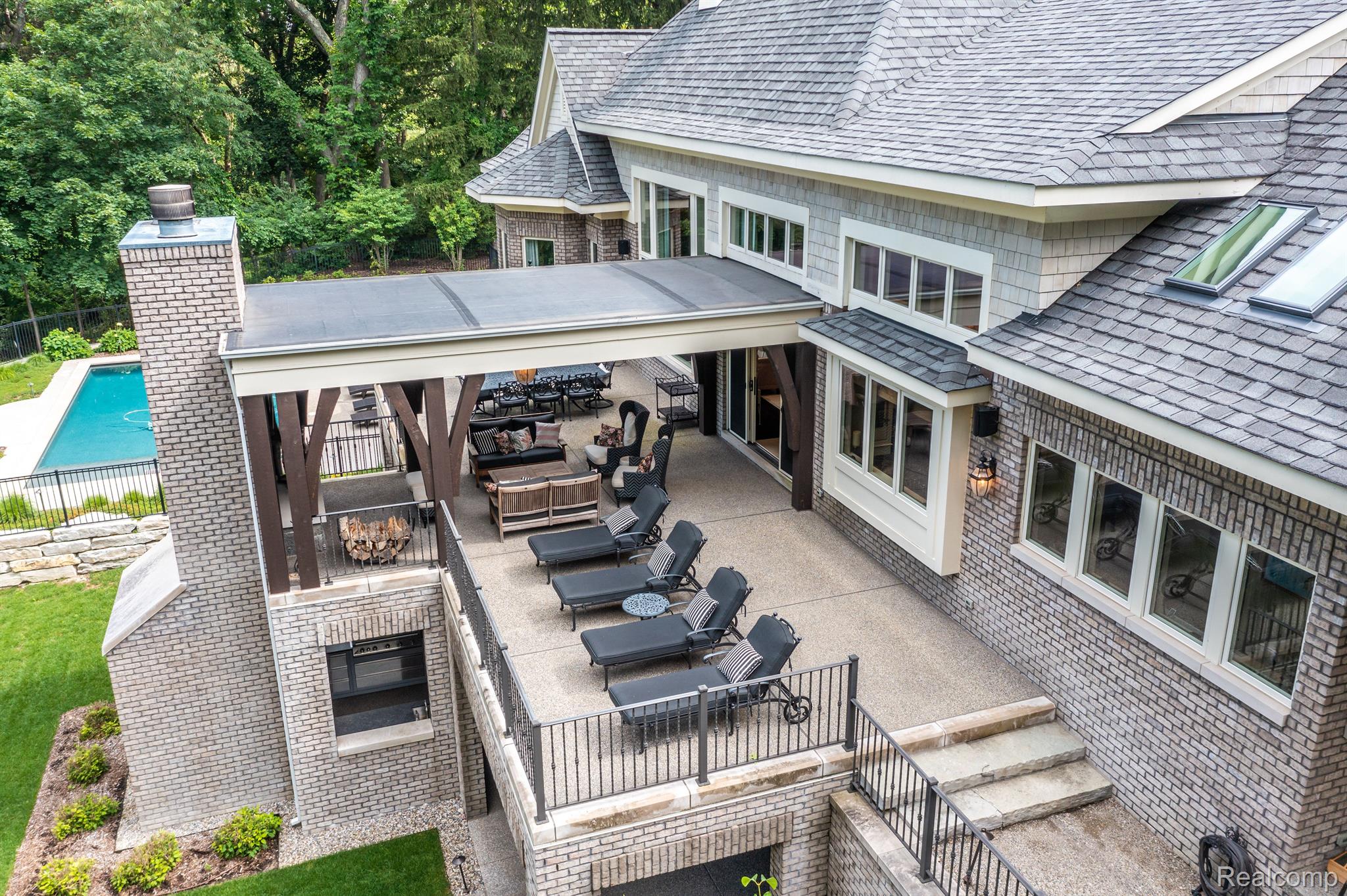 31145 WOODSIDE Drive