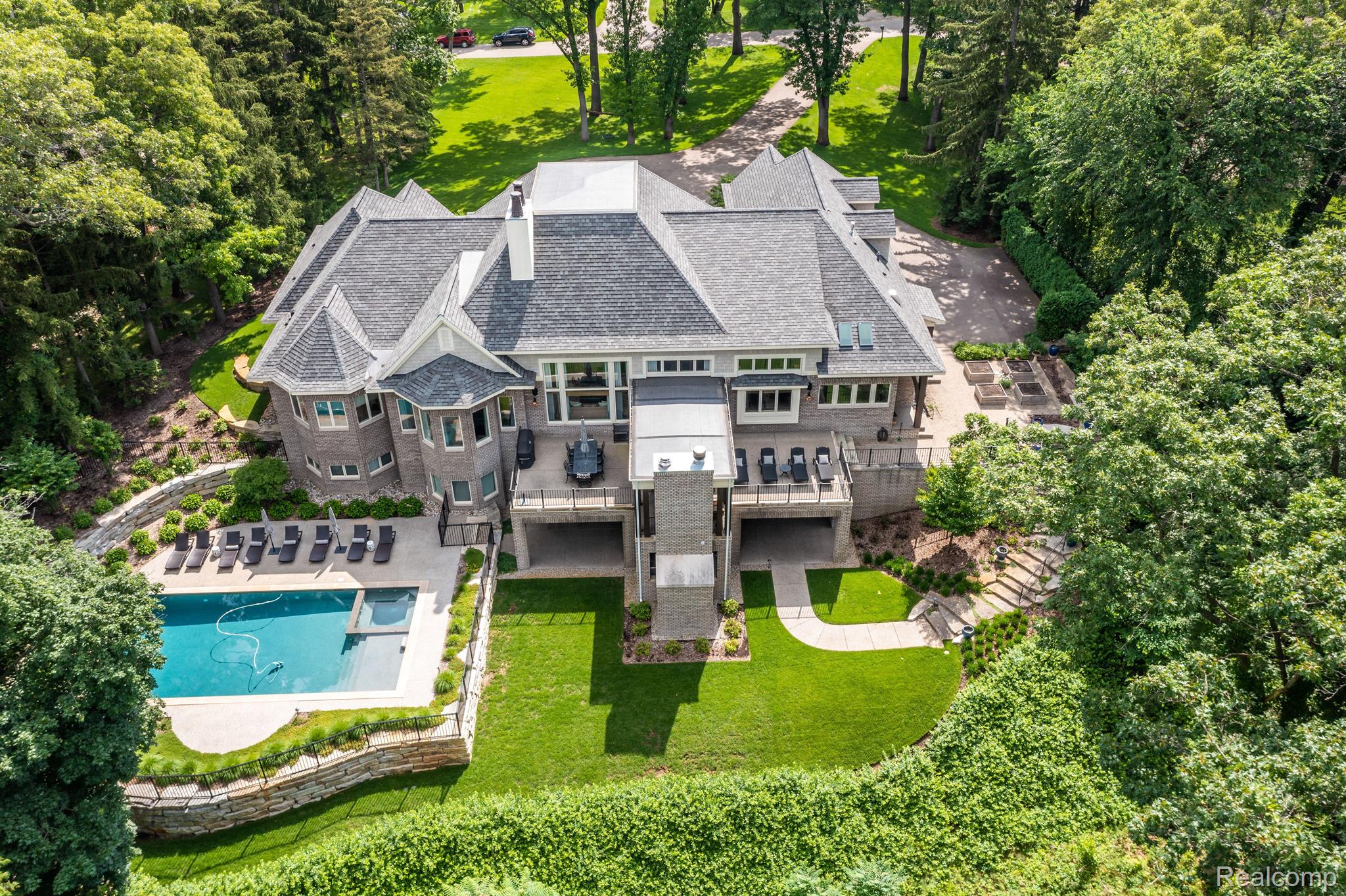 31145 WOODSIDE Drive