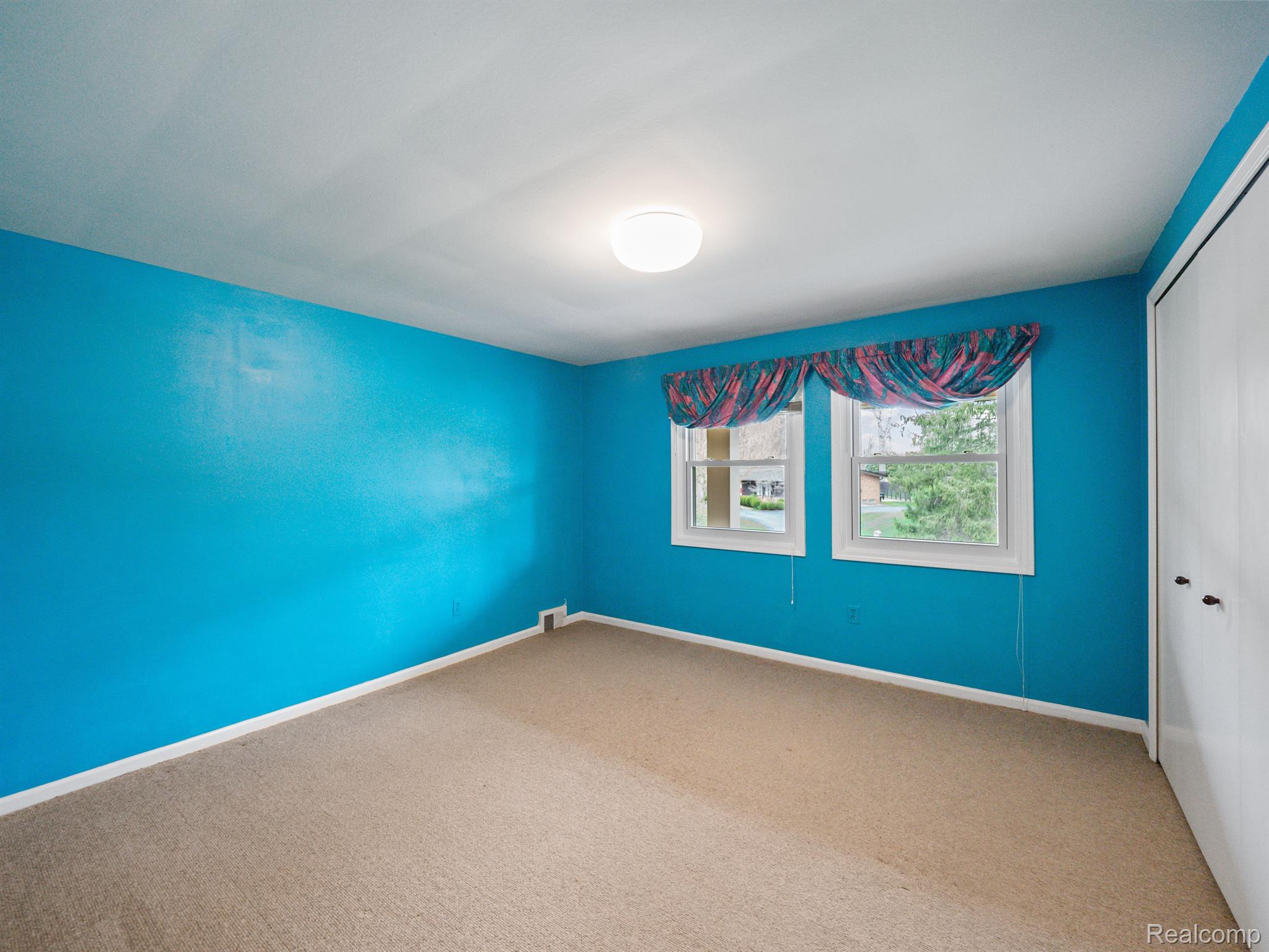 7437 STONY RIVER Court