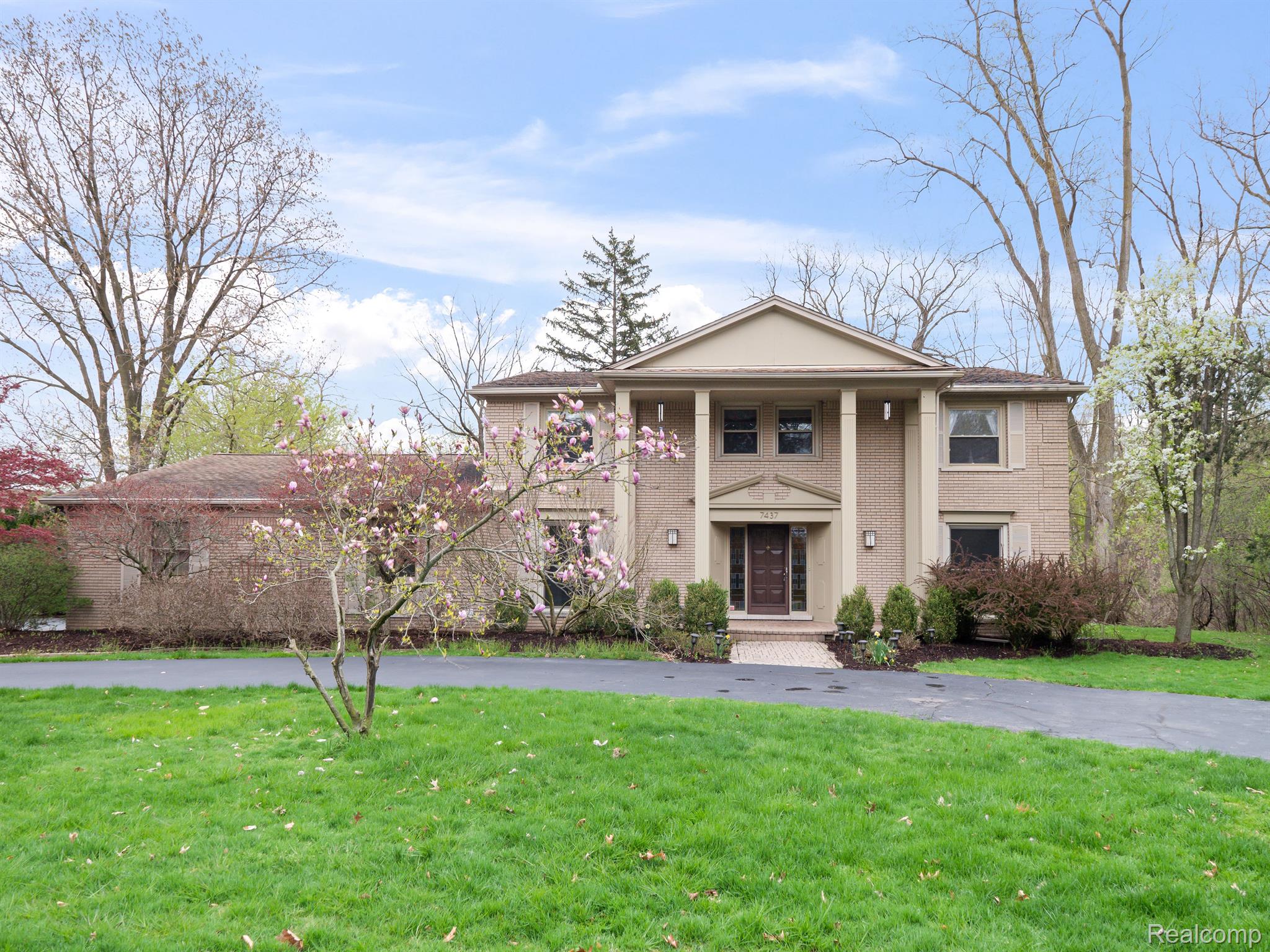 7437 STONY RIVER Court